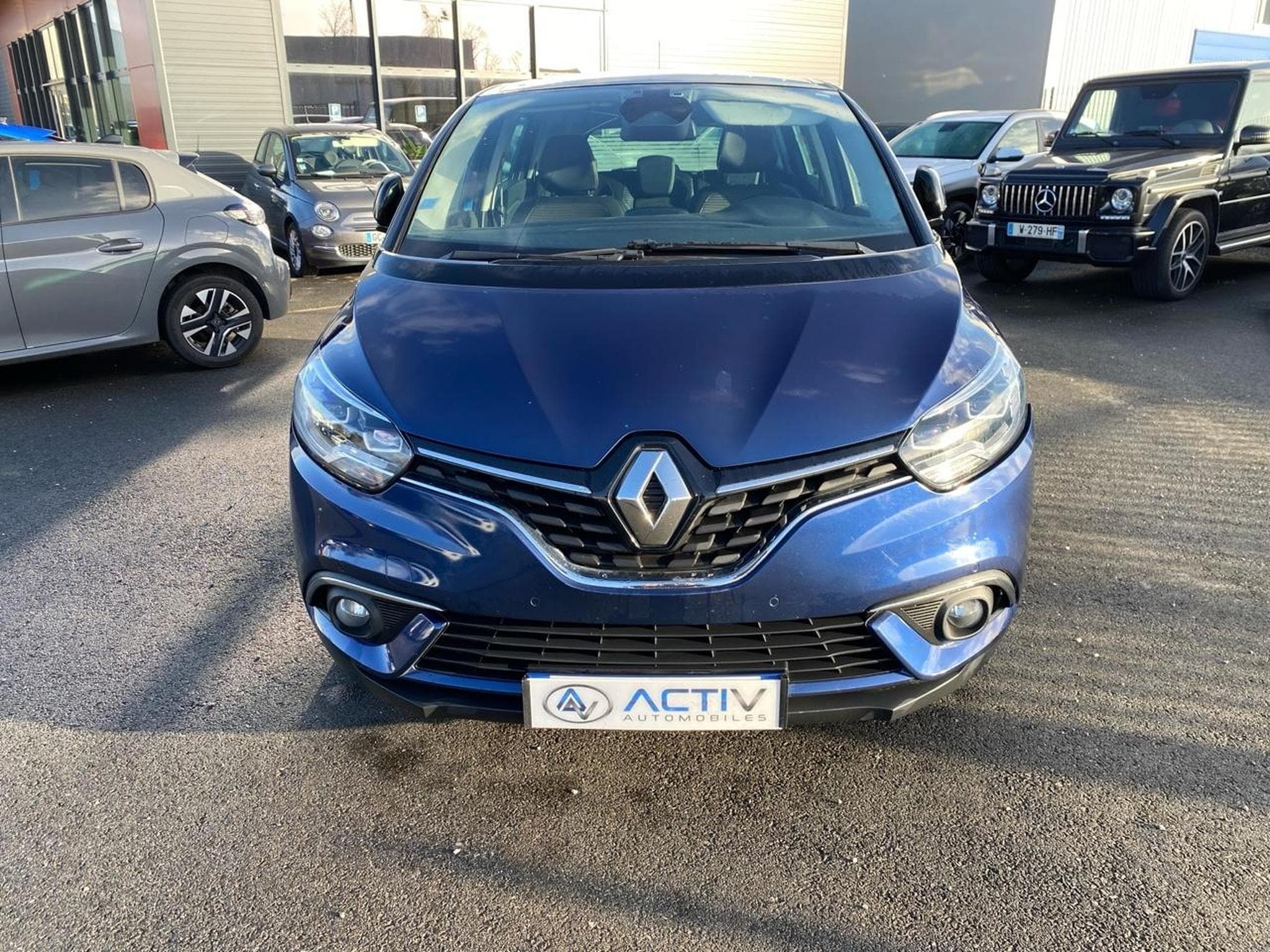 Renault Grand Scenic 1.7 BLUE DCI 120 INTENS 7PL (2019) - Photo 2