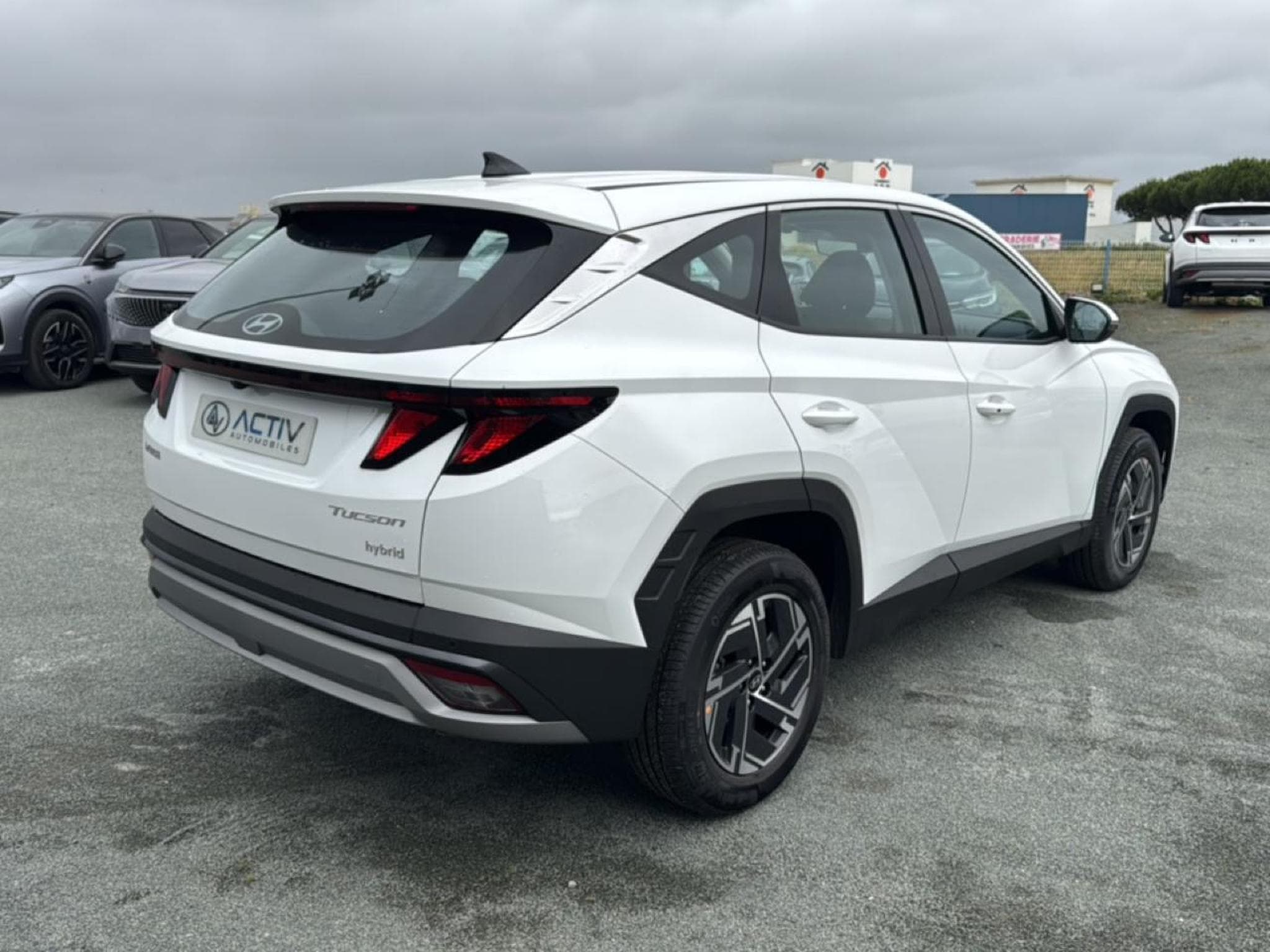 Hyundai TUCSON 1.6 T-GDI 239 HYBRID INTUITIVE (2026) - Photo 5