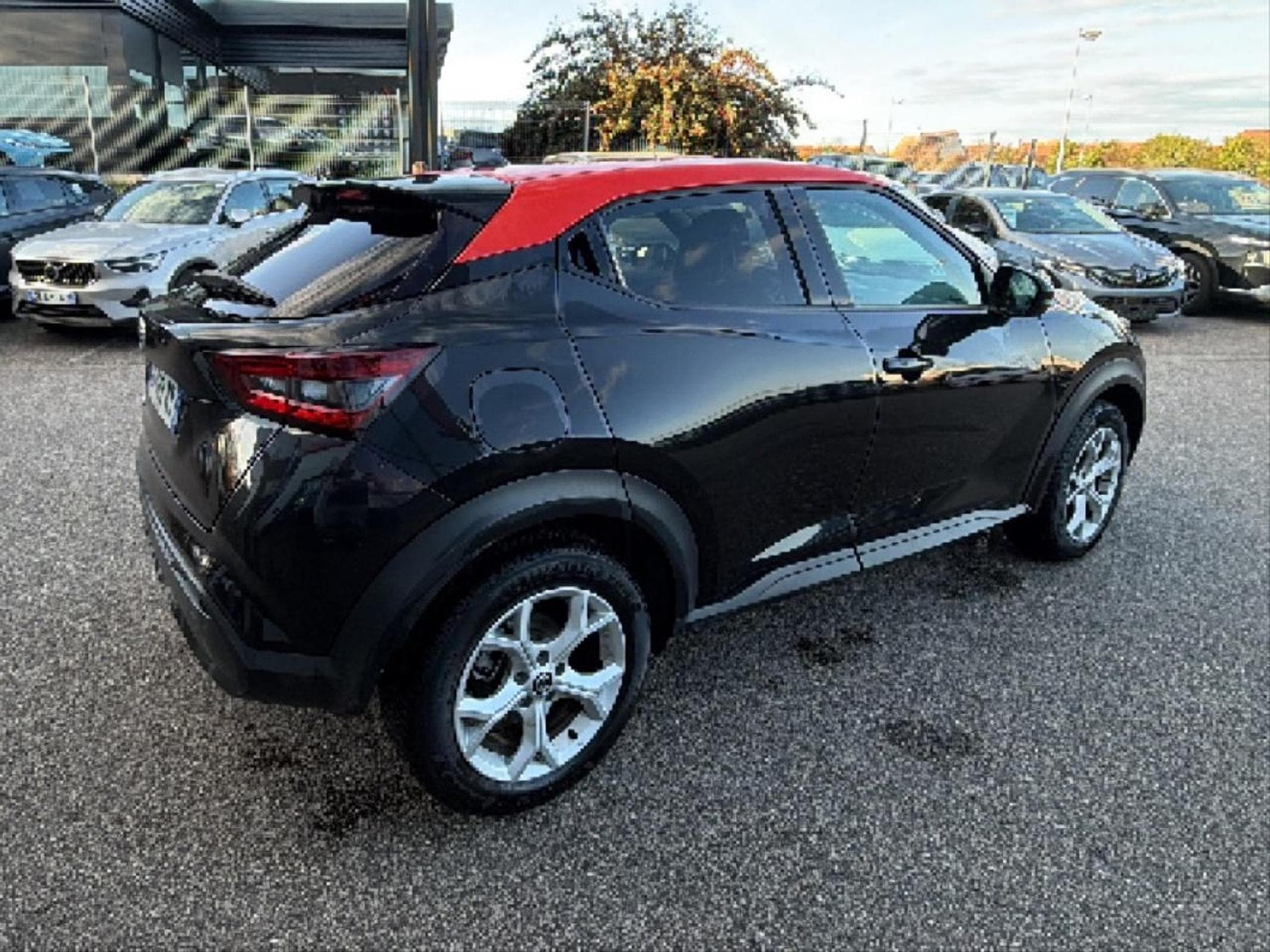 Nissan JUKE 1.0 DIG-T 114 TEKNA DCT (2022) - Photo 5