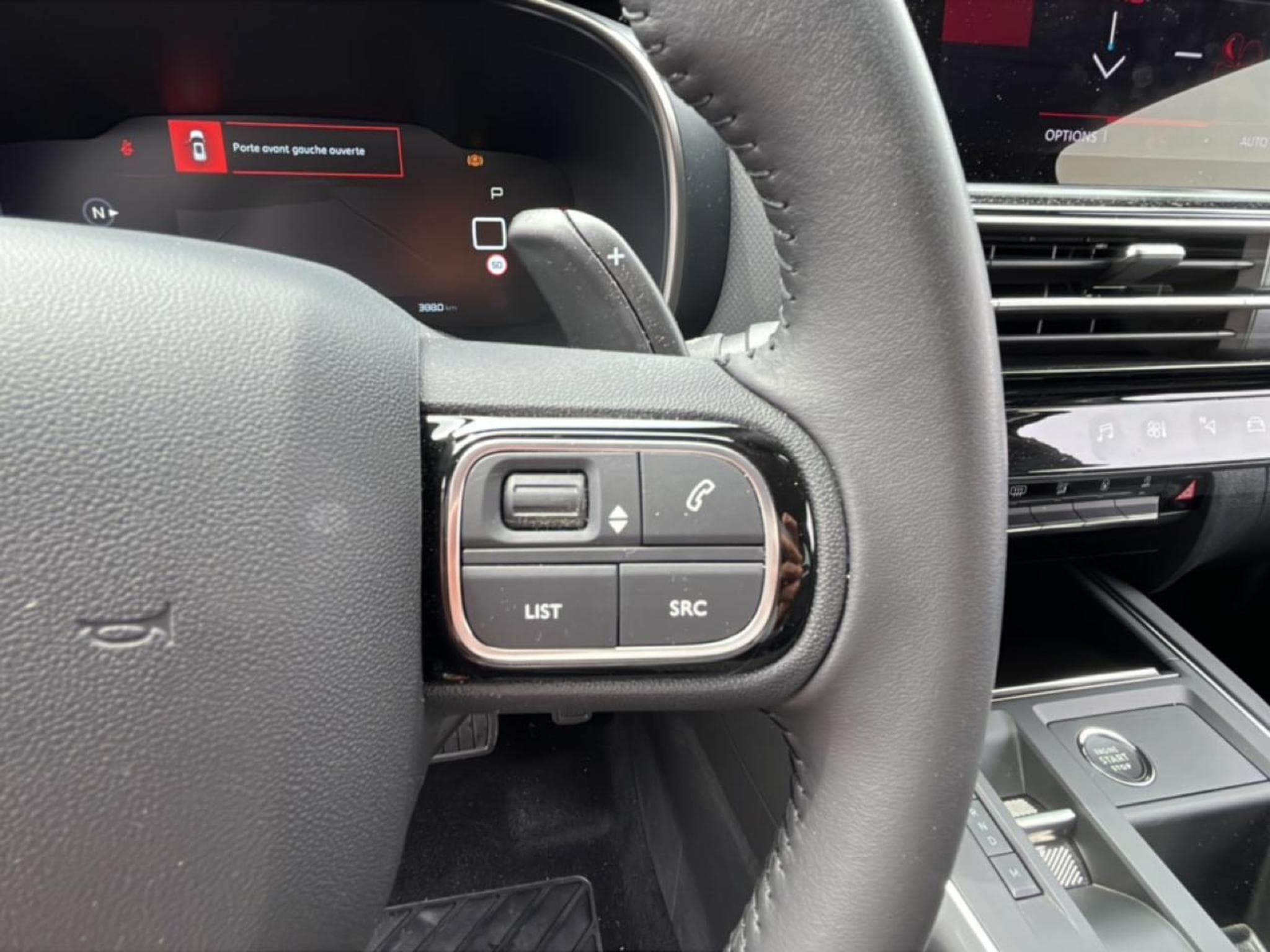 Citroen C5 AIRCROSS 1.2 HYBRIDE 145 MAX BOITE AUTOMATIQUE (2025) - Photo 19