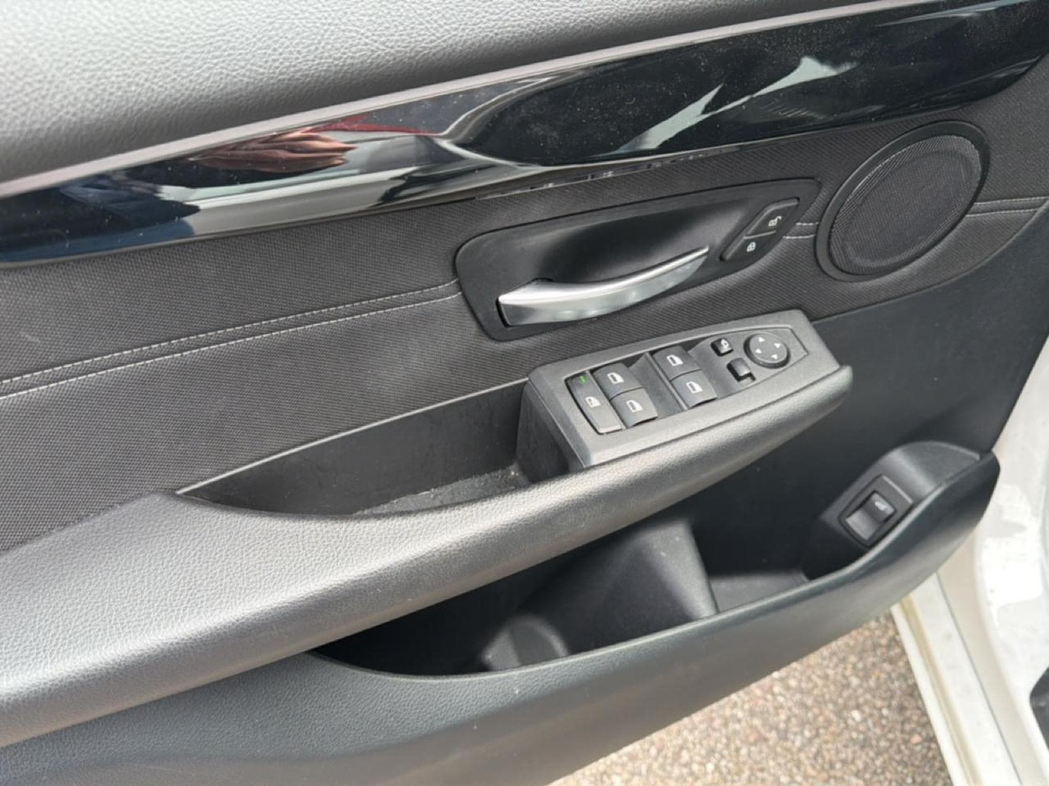 Bmw Série 2 (F45) 216D 116 SPORT (2017) - Photo 11