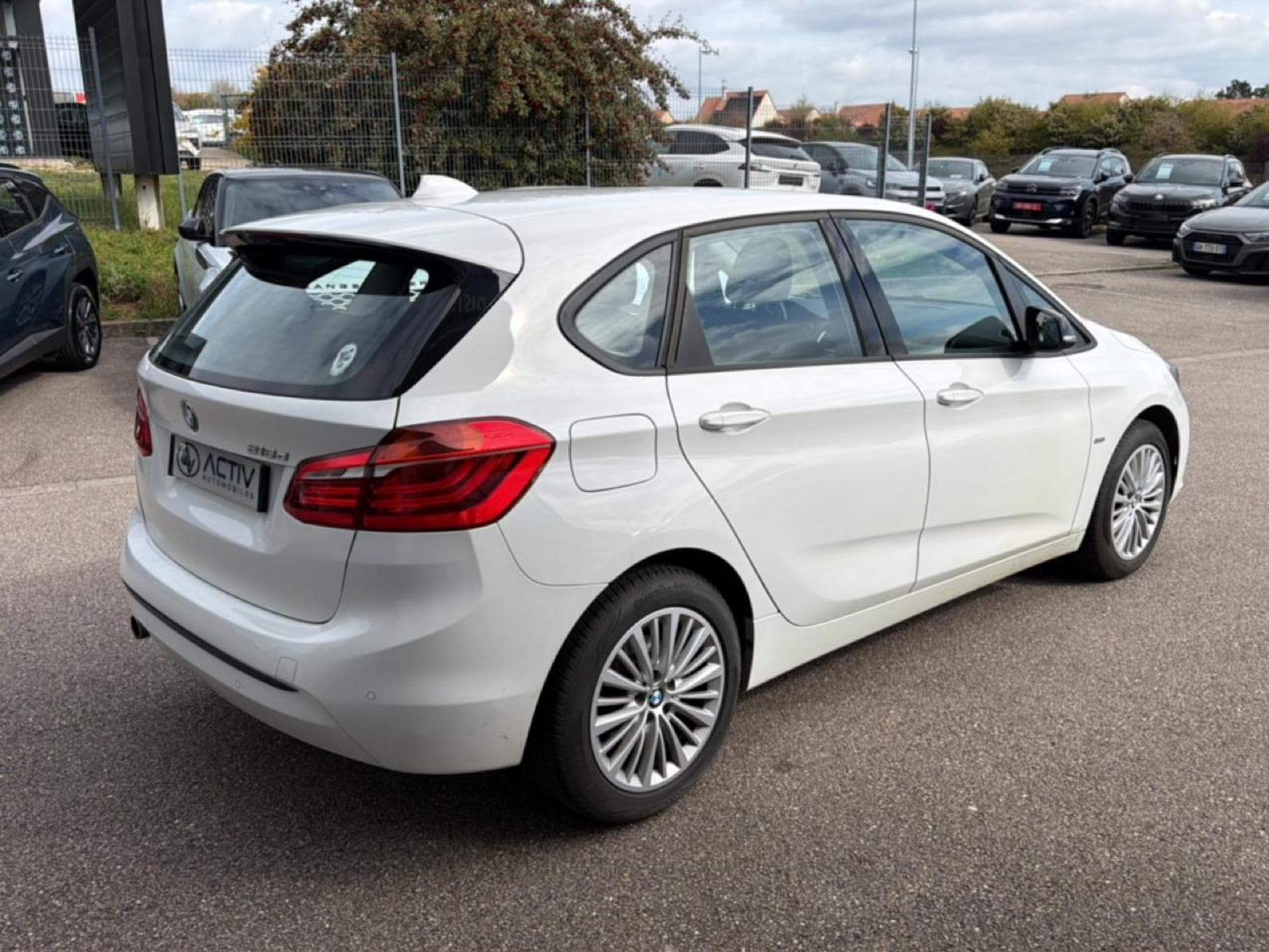 Bmw Série 2 (F45) 216D 116 SPORT (2017) - Photo 5