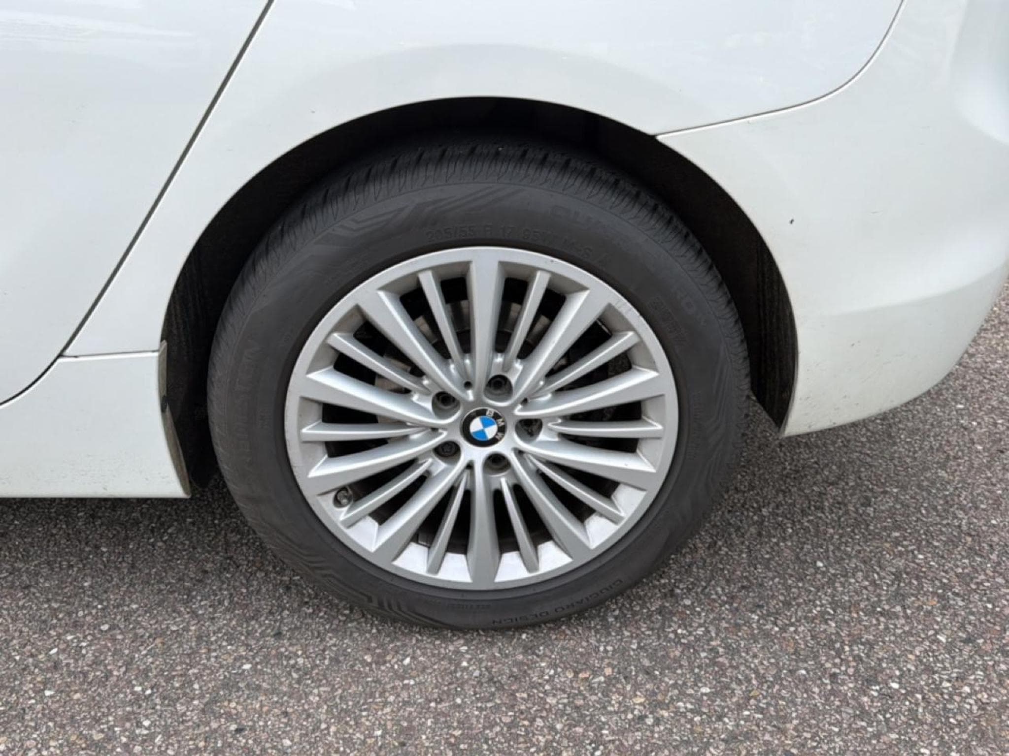 Bmw Série 2 (F45) 216D 116 SPORT (2017) - Photo 9