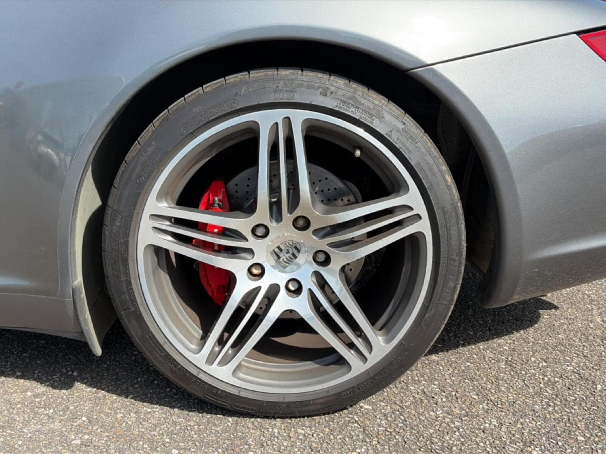 Porsche 911 (997) CARRERA S (2008) - Photo 9