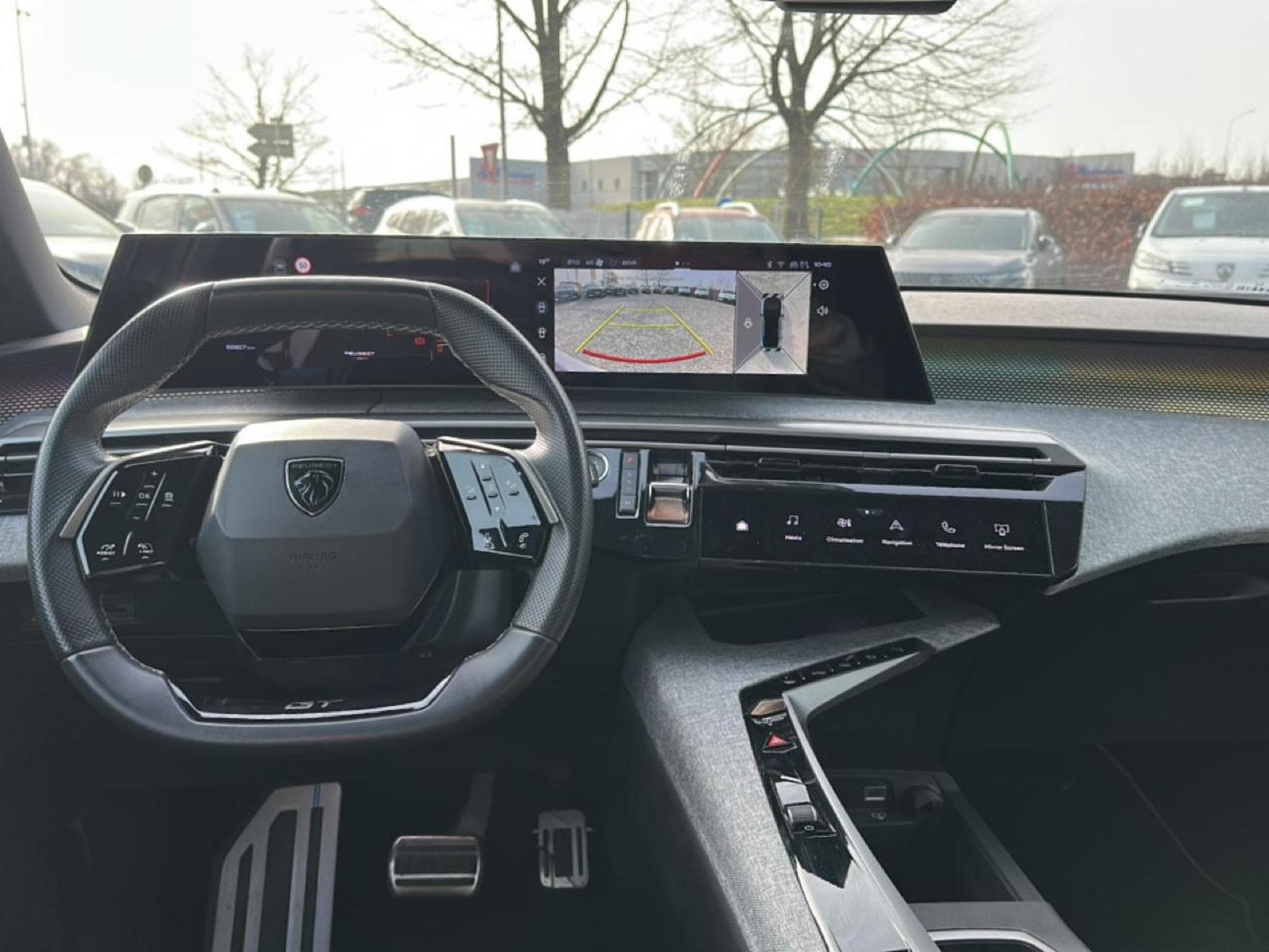 Peugeot 3008 1.2 HYBRID 145 GT E-DCS6 (2025) - Photo 10