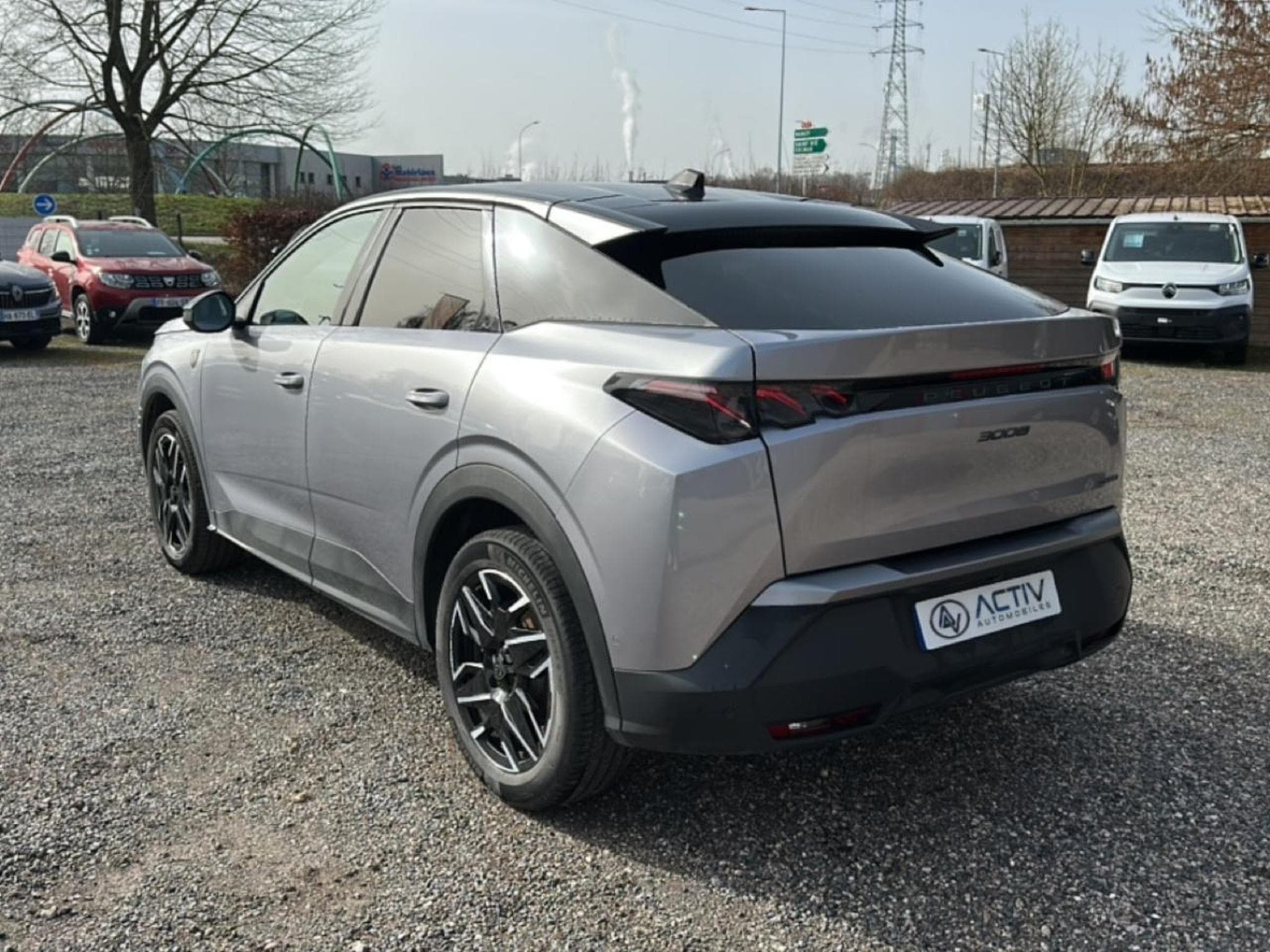 Peugeot 3008 1.2 HYBRID 145 GT E-DCS6 (2025) - Photo 7