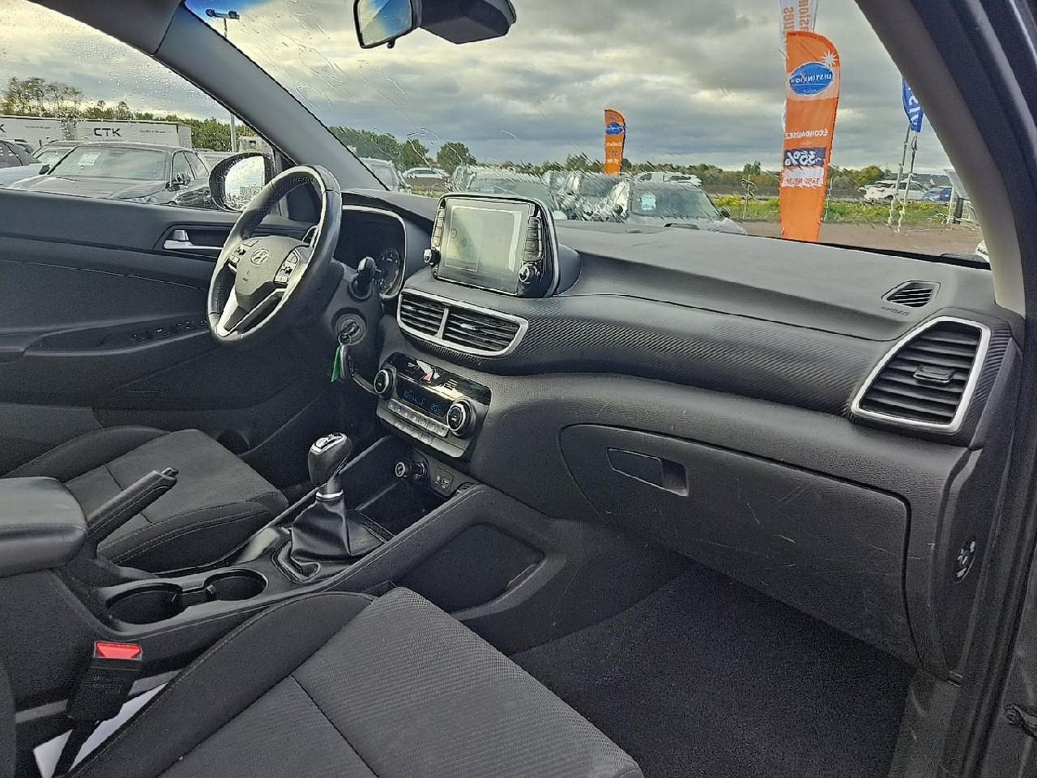 Hyundai TUCSON 1.6 CRDI 115 HYBRID 48V BUSINESS (2020) - Photo 11