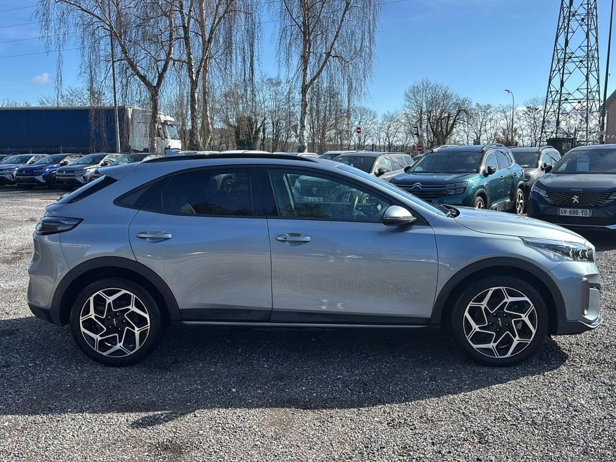 Kia XCEED 1.5 T-GDI 140 GT-LINE PREMIUM DCT7 (2024) - Photo 4