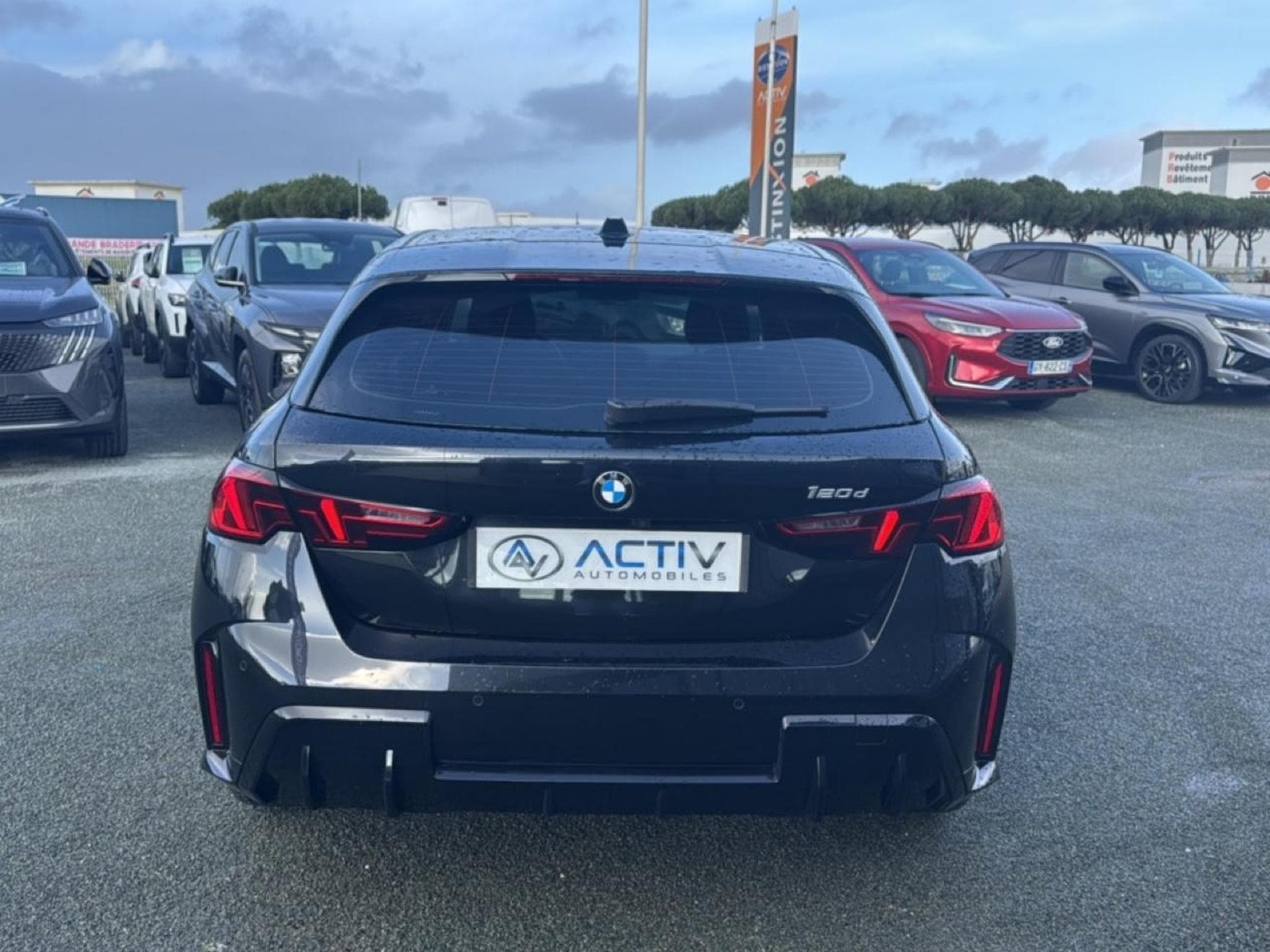 Bmw SERIE 1 (F70) 120DA 163 M SPORT DESIGN DKG7 (2024) - Photo 6