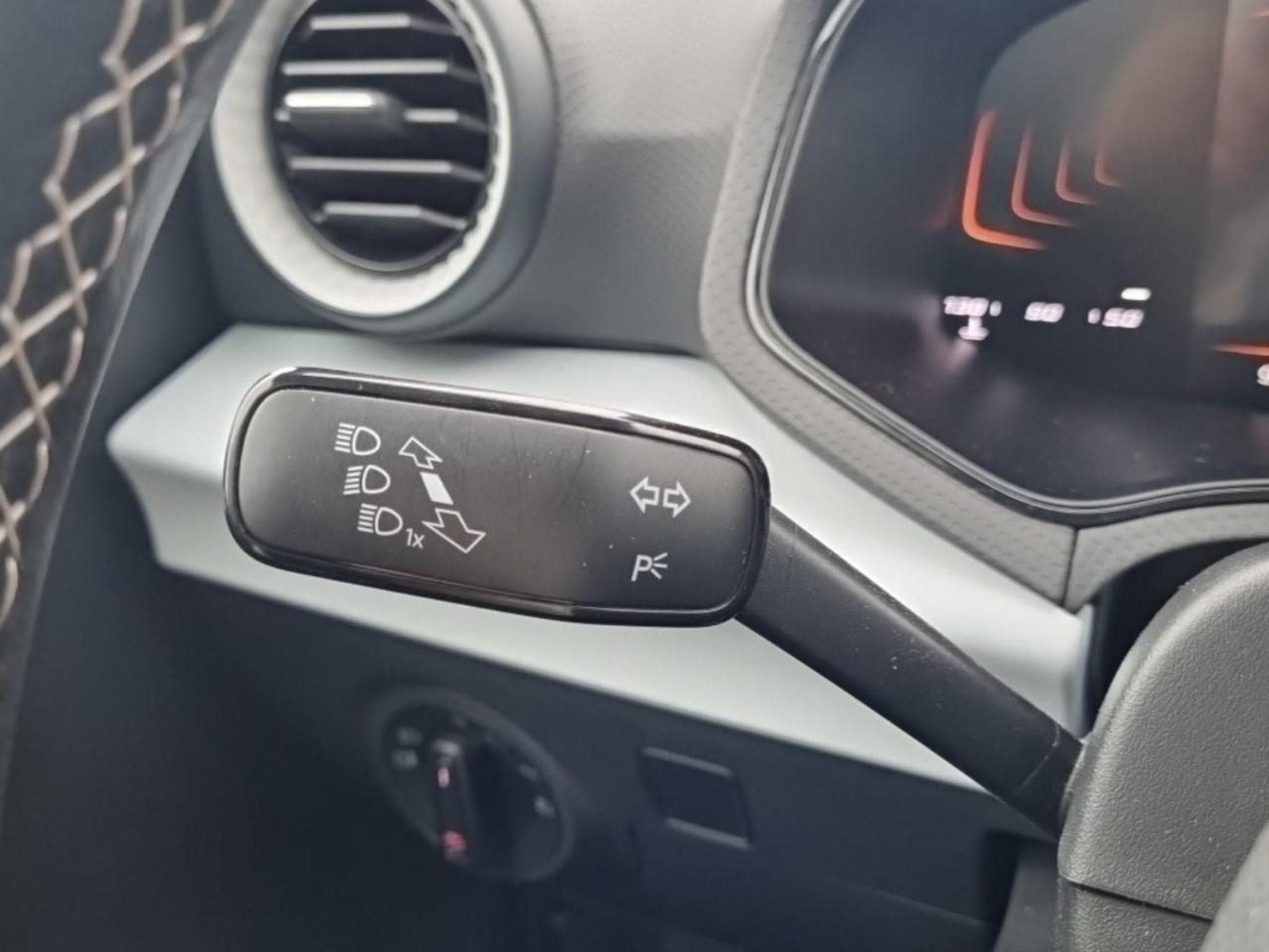 Seat IBIZA 1.0 TSI 95 COPA (2025) - Photo 17