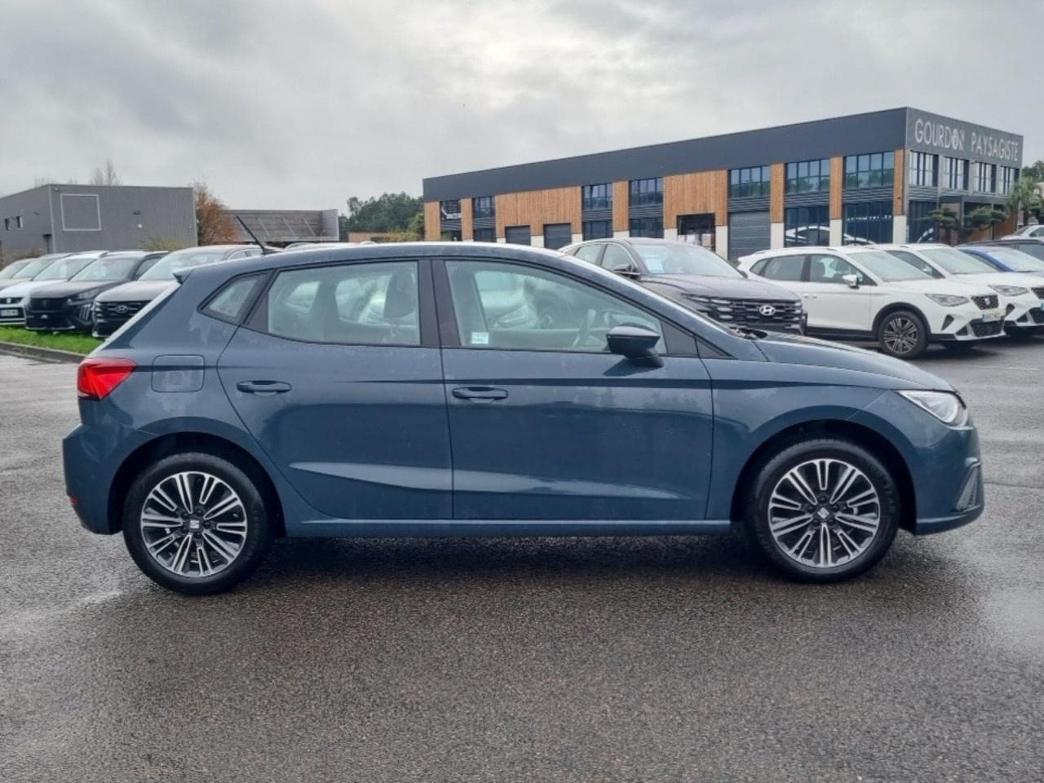 Seat IBIZA 1.0 TSI 95 COPA (2025) - Photo 4