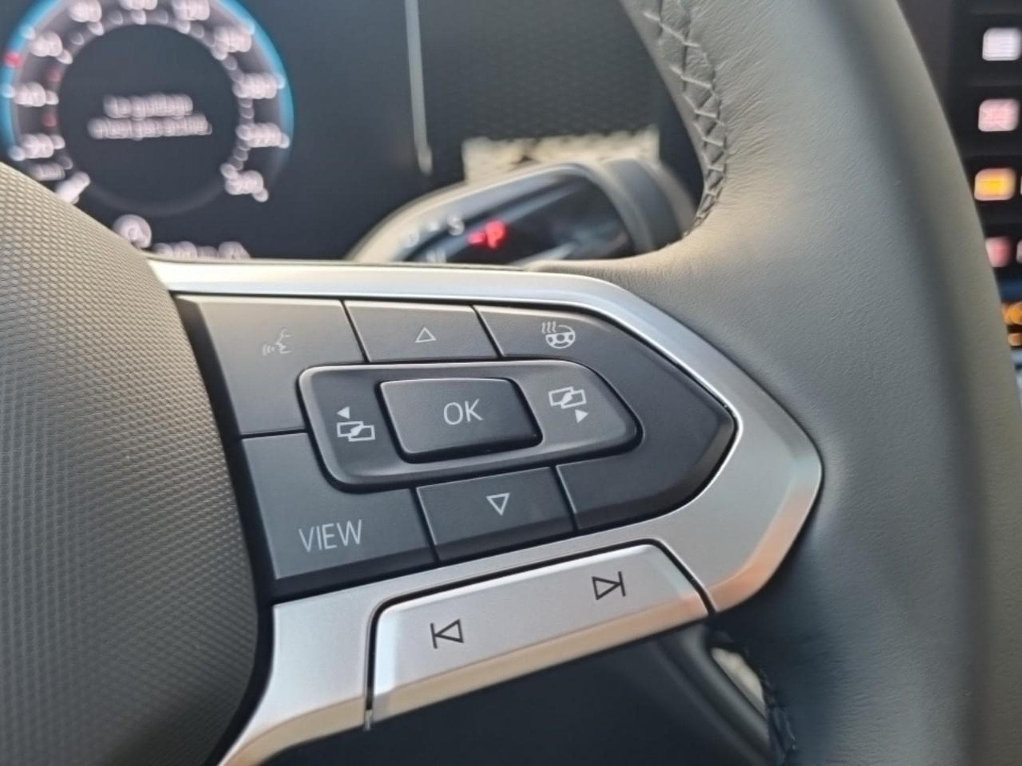 VW TIGUAN 1.5 ETSI 150 LIFE DSG7 (2025) - Photo 19