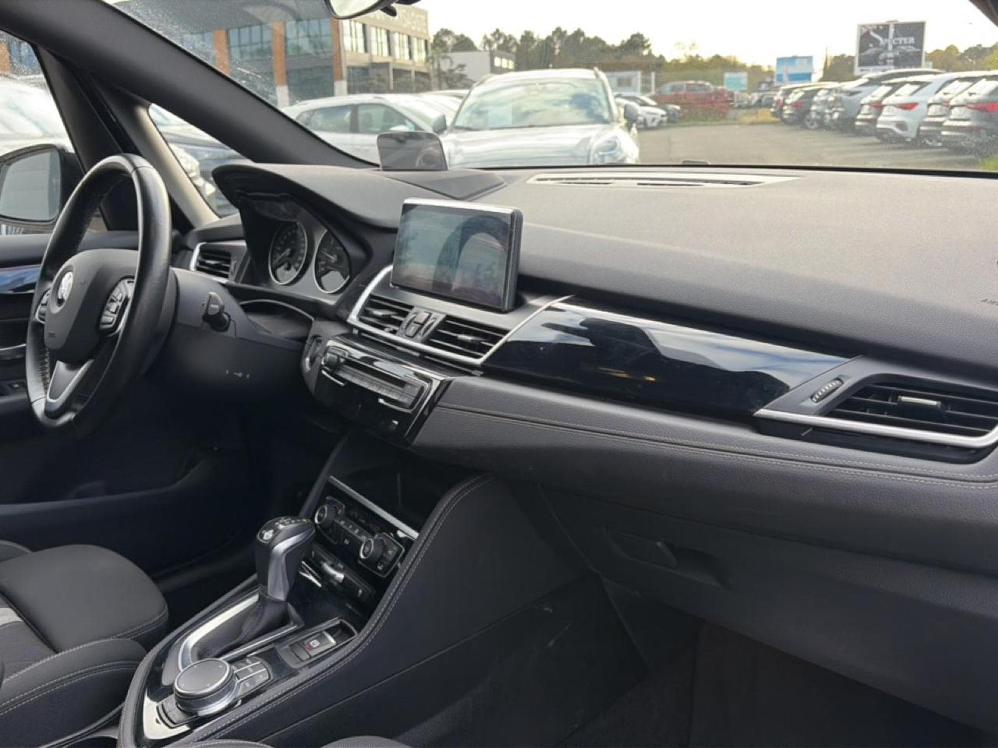 Bmw Série 2 (F45) 225XEA 224 BUSINESS (2017) - Photo 16