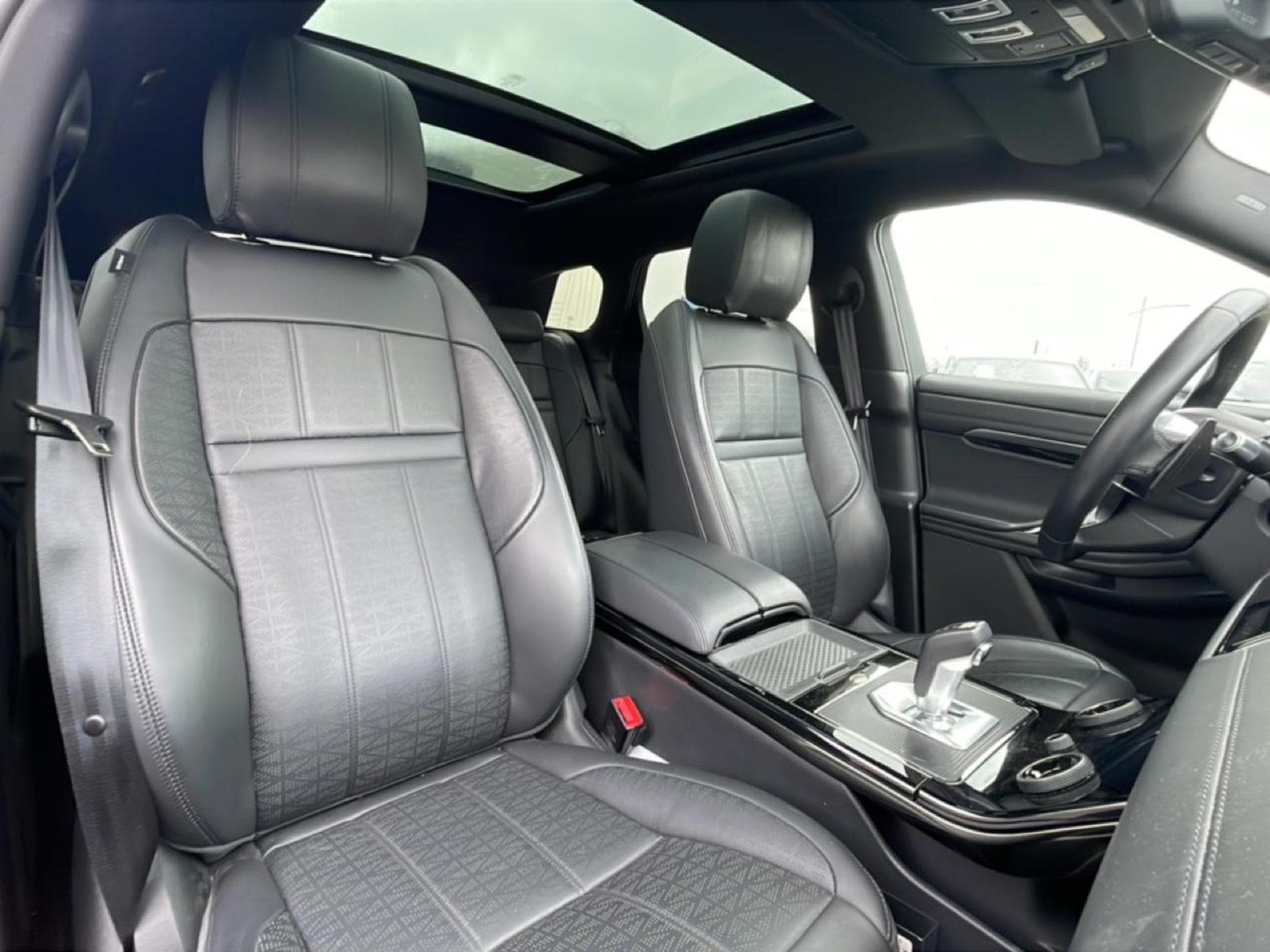 Land-Rover RANGE ROVER EVOQUE 2.0 P 250 R-DYNAMIC HSE AWD BVA (2020) - Photo 14