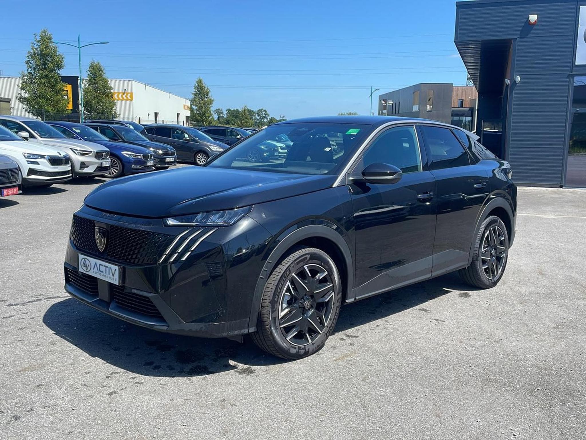 Peugeot 3008 1.2 HYBRID 145 ALLURE E-DCS6 (2025) - Photo 1
