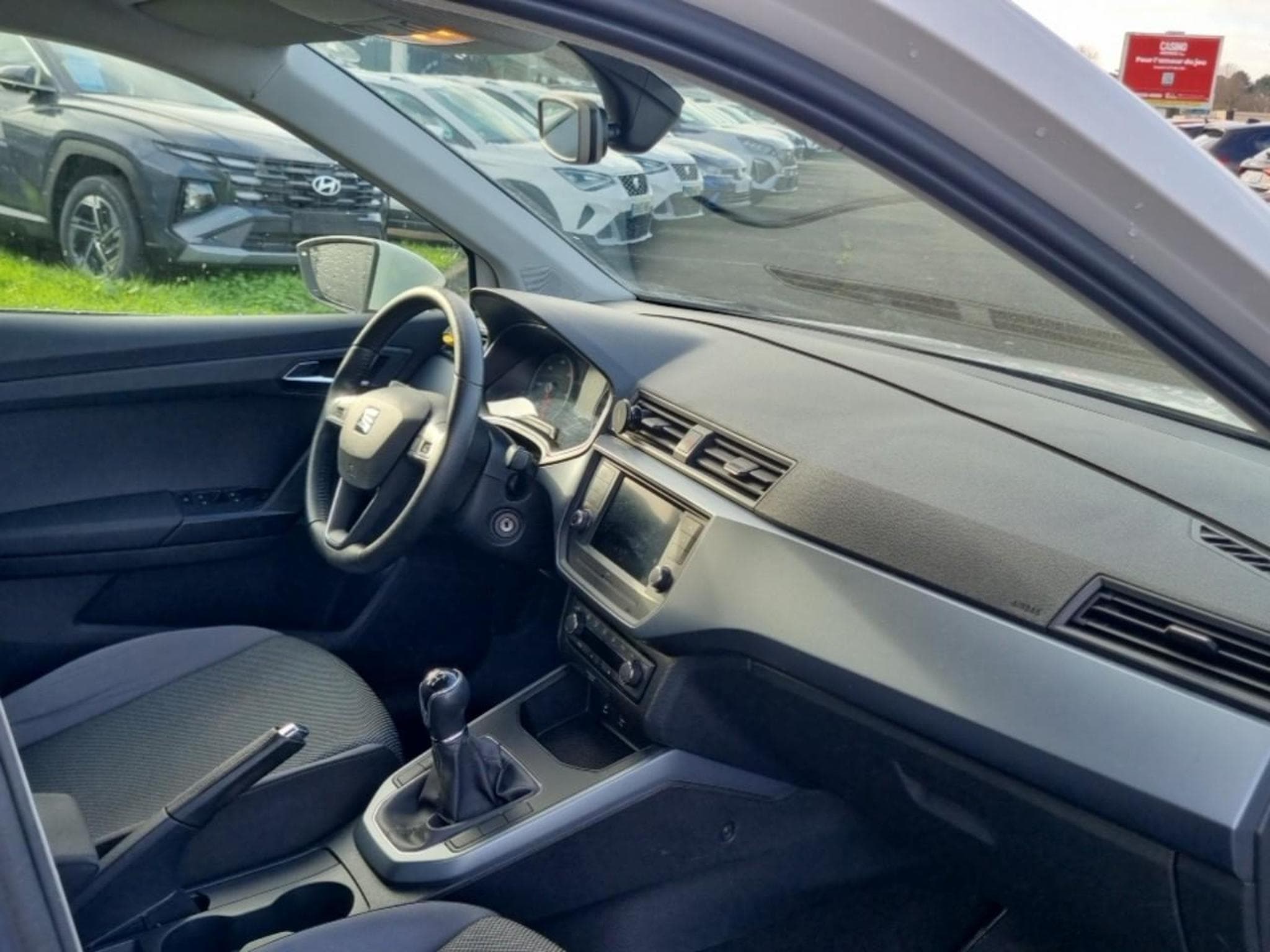 Seat ARONA 1.6 TDI 115 STYLE (2019) - Photo 14