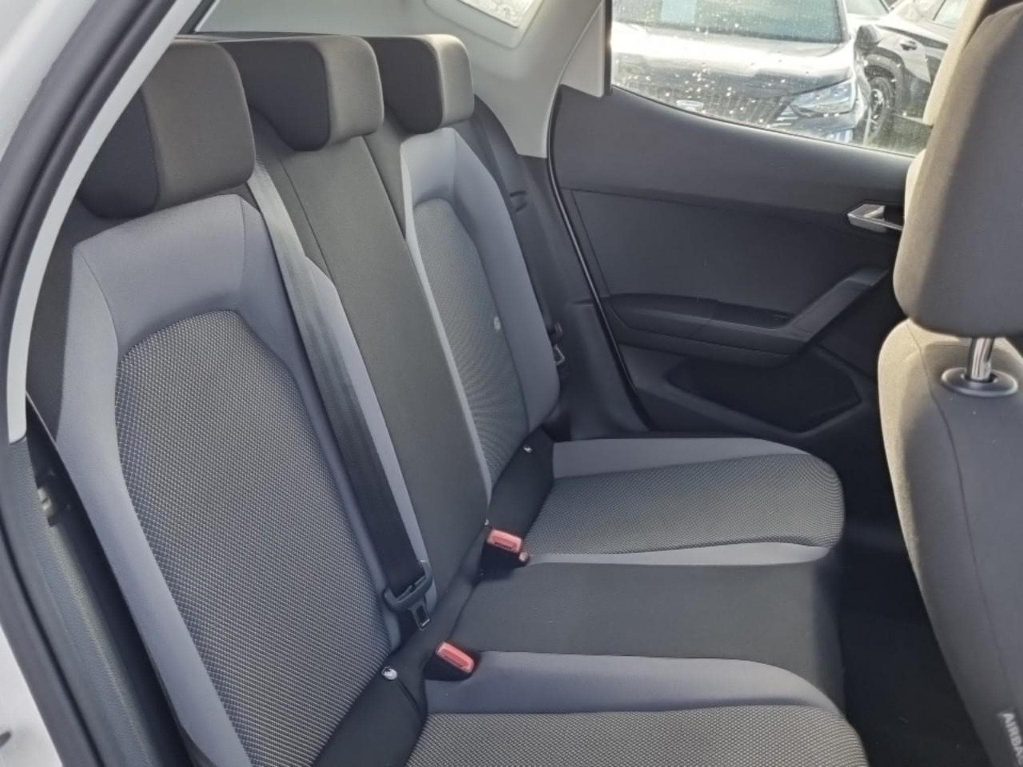 Seat ARONA 1.6 TDI 115 STYLE (2019) - Photo 15