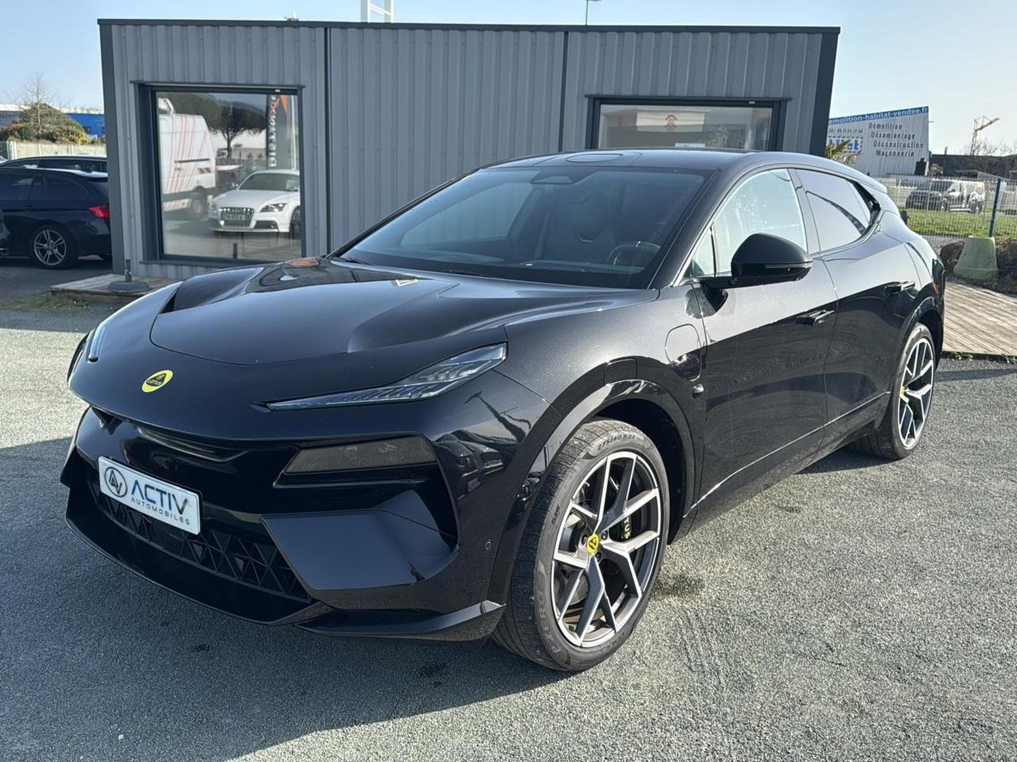 Lotus ELETRE 612CH (2023) - Photo 1