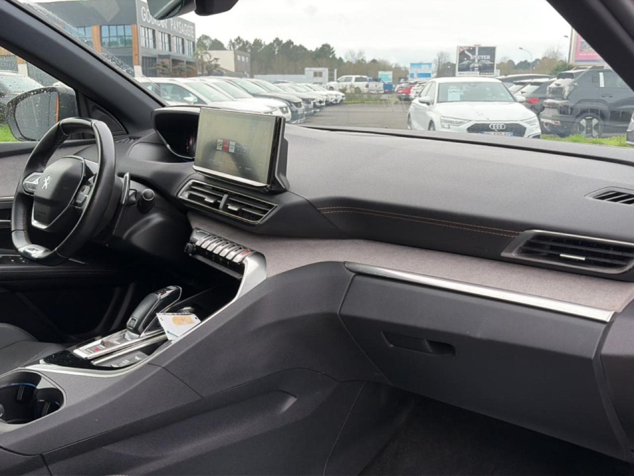 Peugeot 3008 1.5 BLUEHDI 130 GT EAT8 (2022) - Photo 16