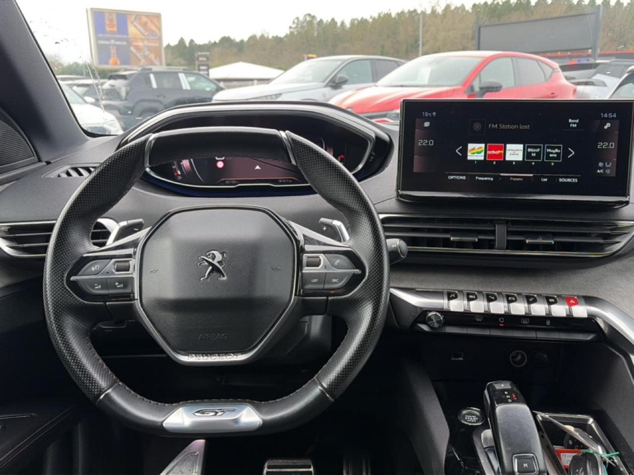 Peugeot 3008 1.5 BLUEHDI 130 GT EAT8 (2022) - Photo 17