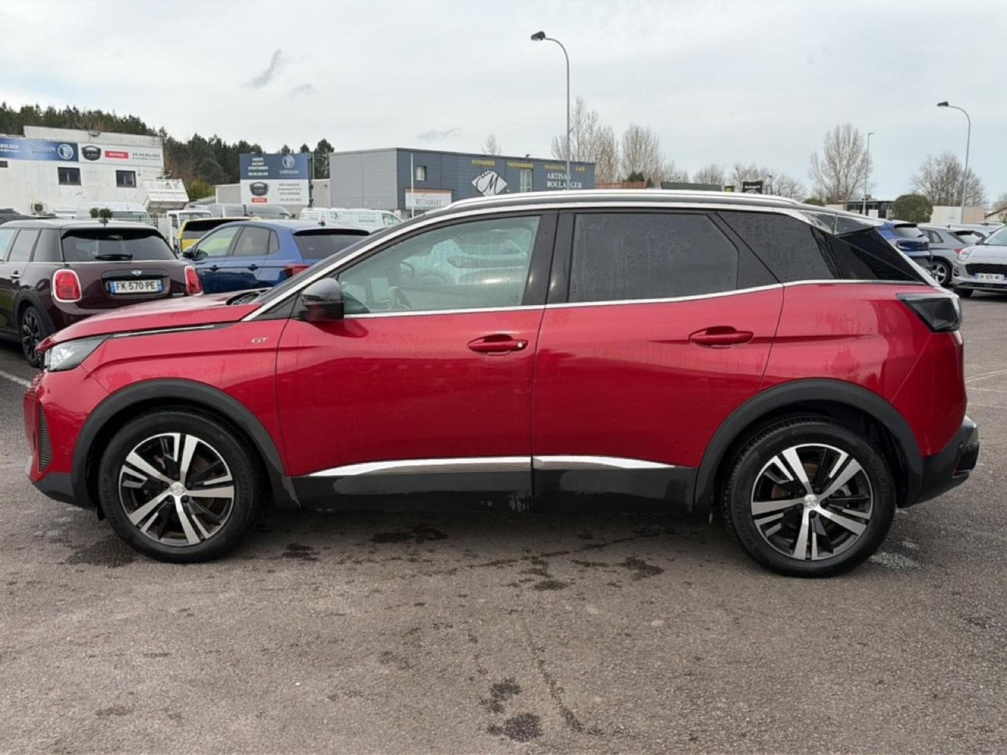 Peugeot 3008 1.5 BLUEHDI 130 GT EAT8 (2022) - Photo 8