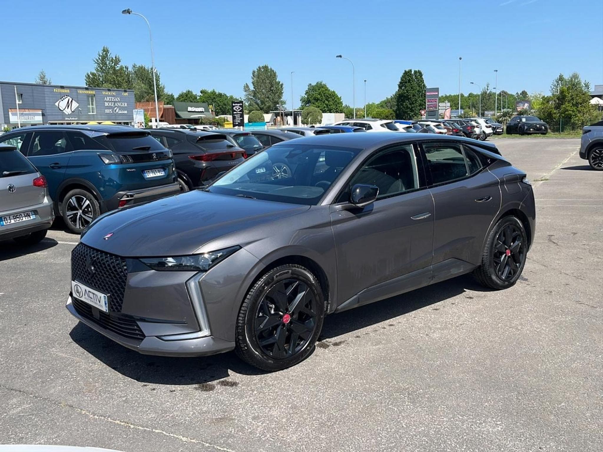 DS Automobiles DS4 E-TENSE 225 PERFORMANCE LINE + (2023) - Photo 1