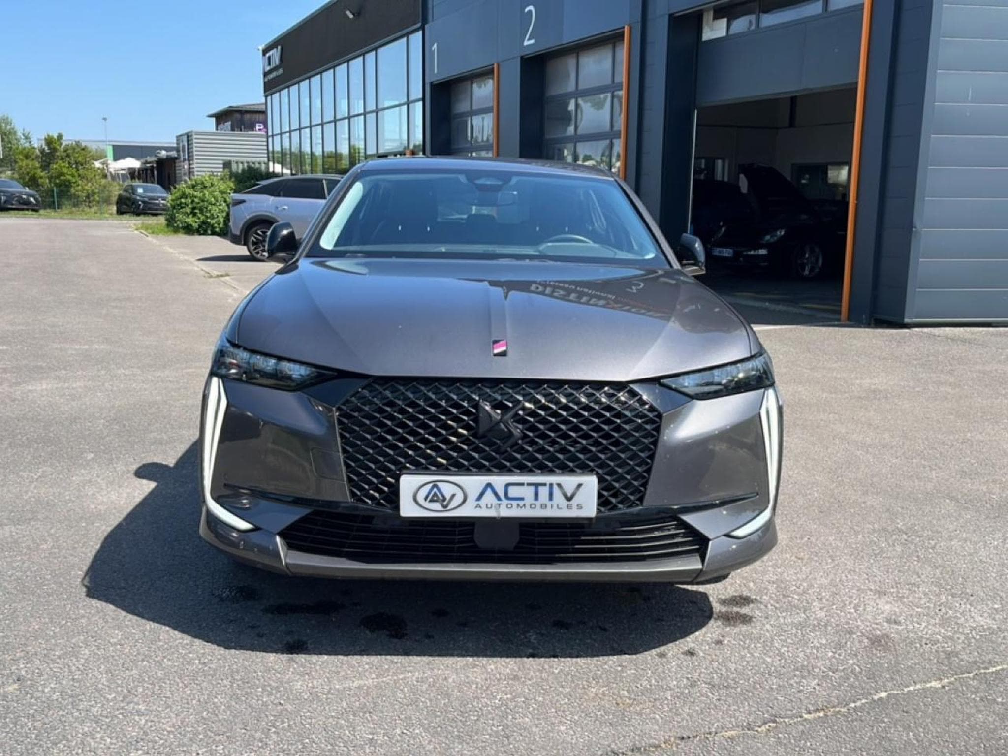 DS Automobiles DS4 E-TENSE 225 PERFORMANCE LINE + (2023) - Photo 2