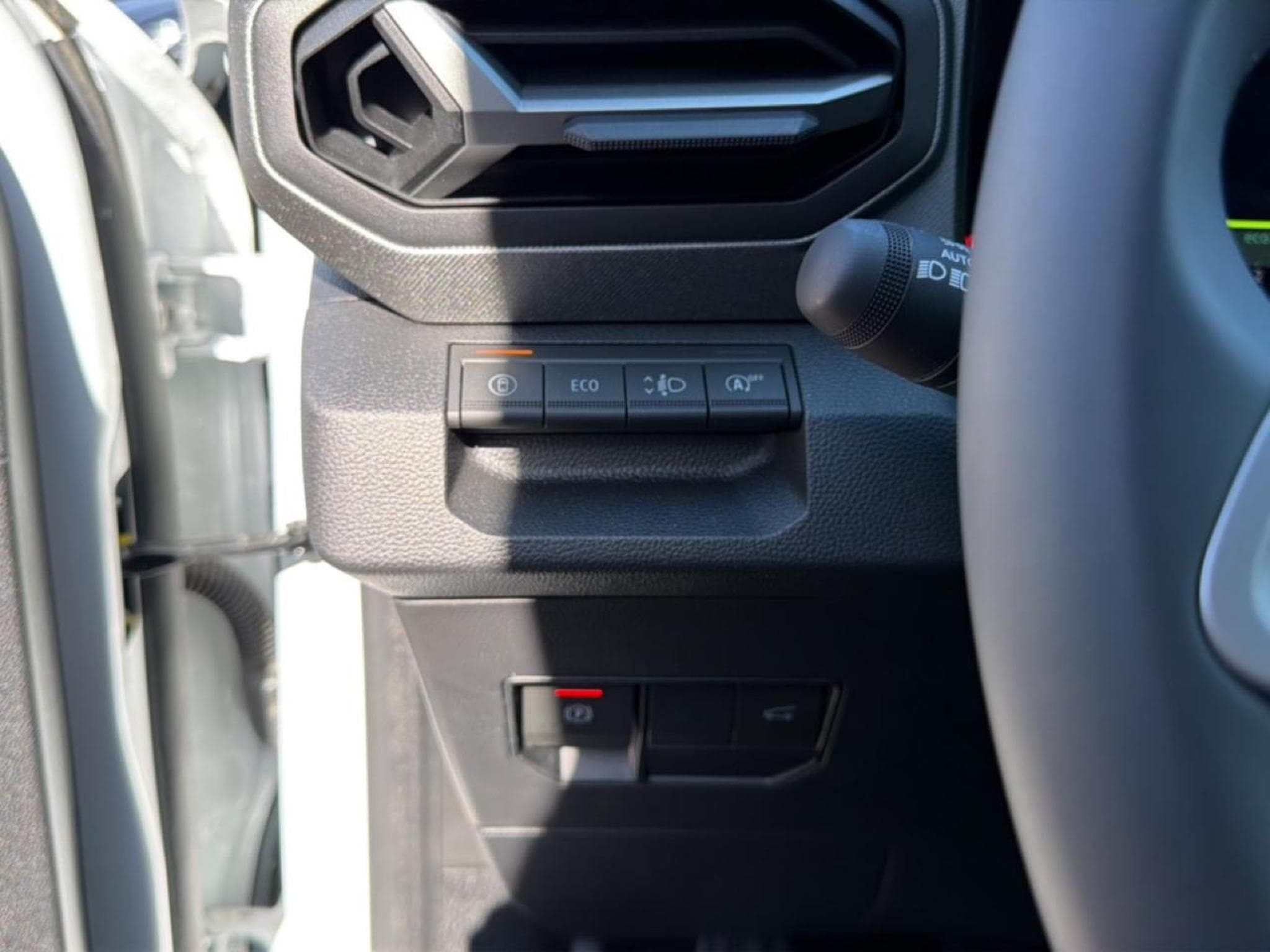 Dacia BIGSTER 1.2 MILD HYBRID 140 JOURNEY (2026) - Photo 18