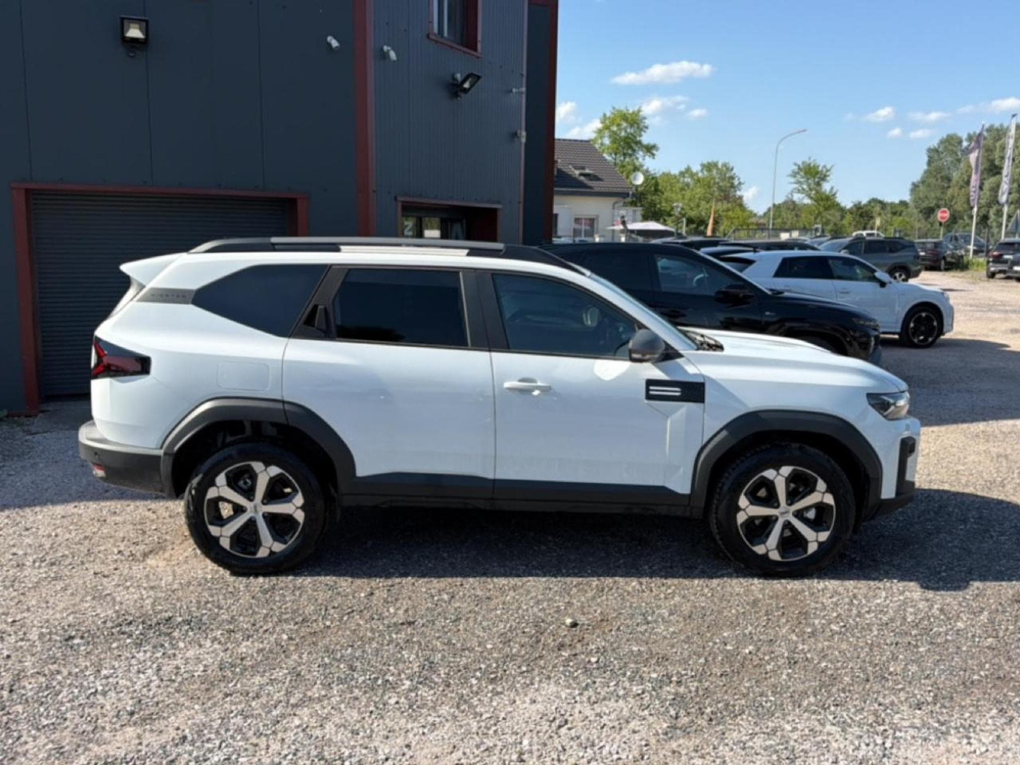 Dacia BIGSTER 1.2 MILD HYBRID 140 JOURNEY (2026) - Photo 4