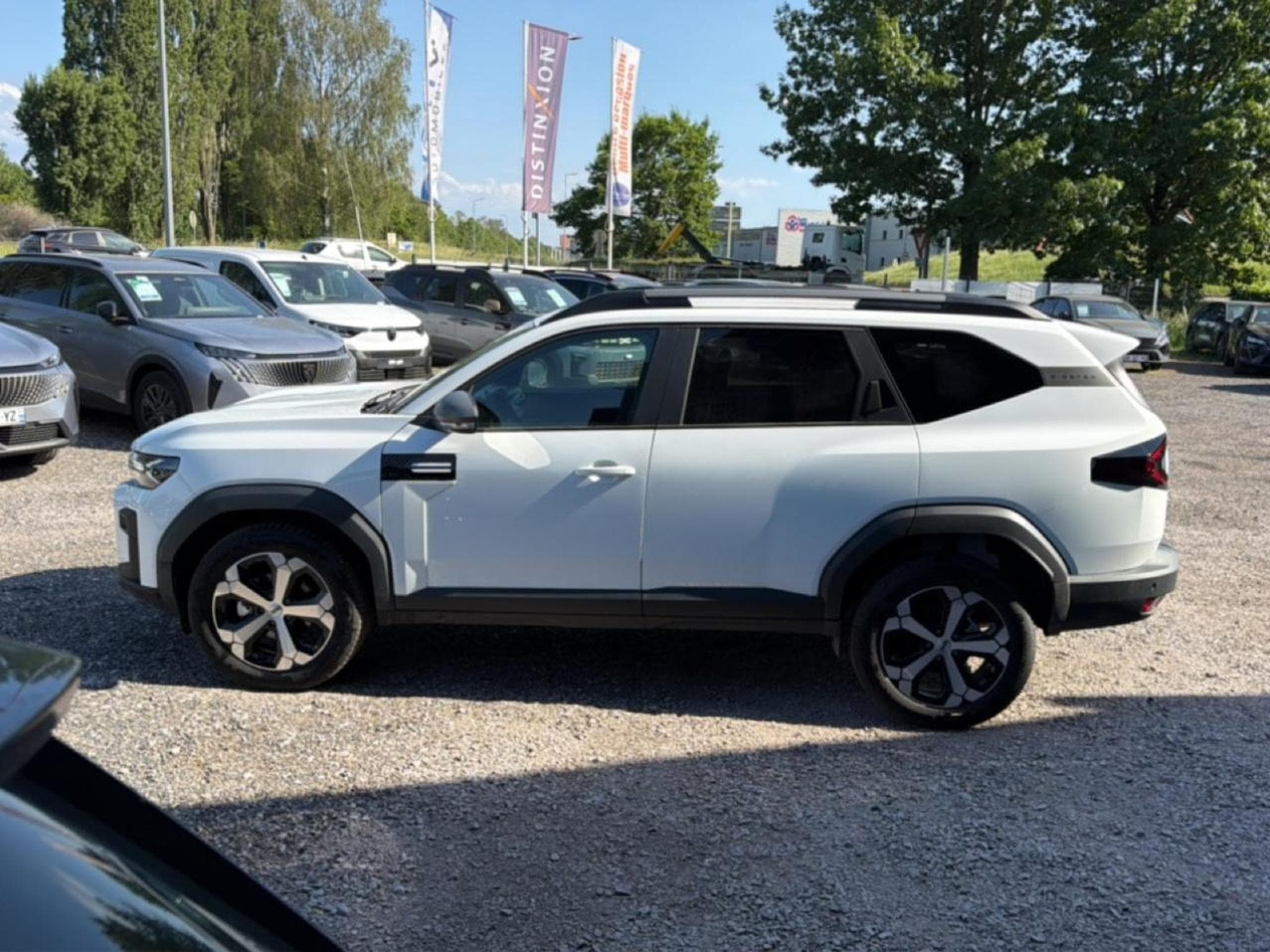 Dacia BIGSTER 1.2 MILD HYBRID 140 JOURNEY (2026) - Photo 8