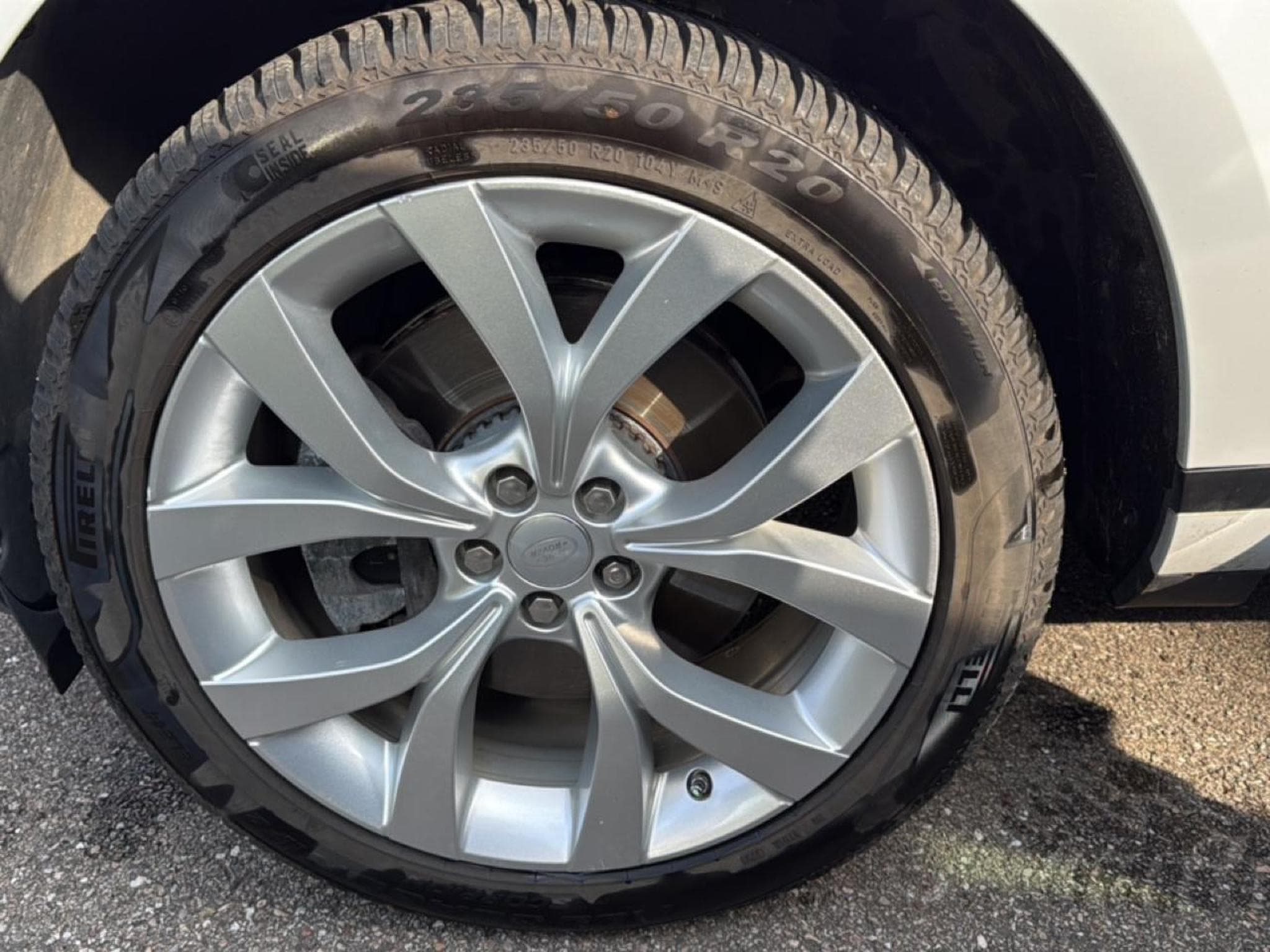 Land-Rover RANGE ROVER EVOQUE 2.0 D 180 SE AWD BVA (2019) - Photo 20