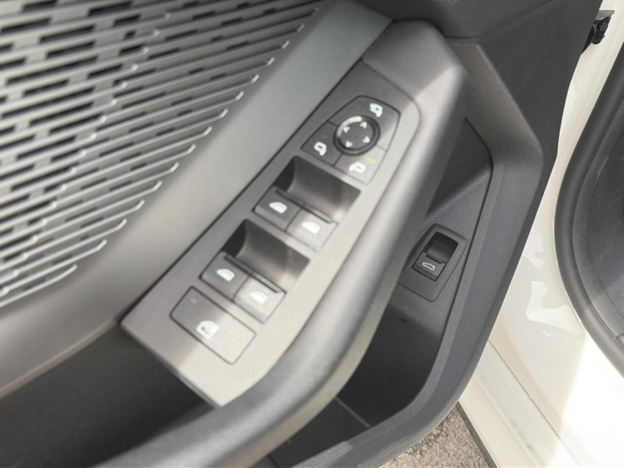 Bmw SERIE 1 (F70) 120DA 163 M SPORT DESIGN DKG7 (2025) - Photo 12