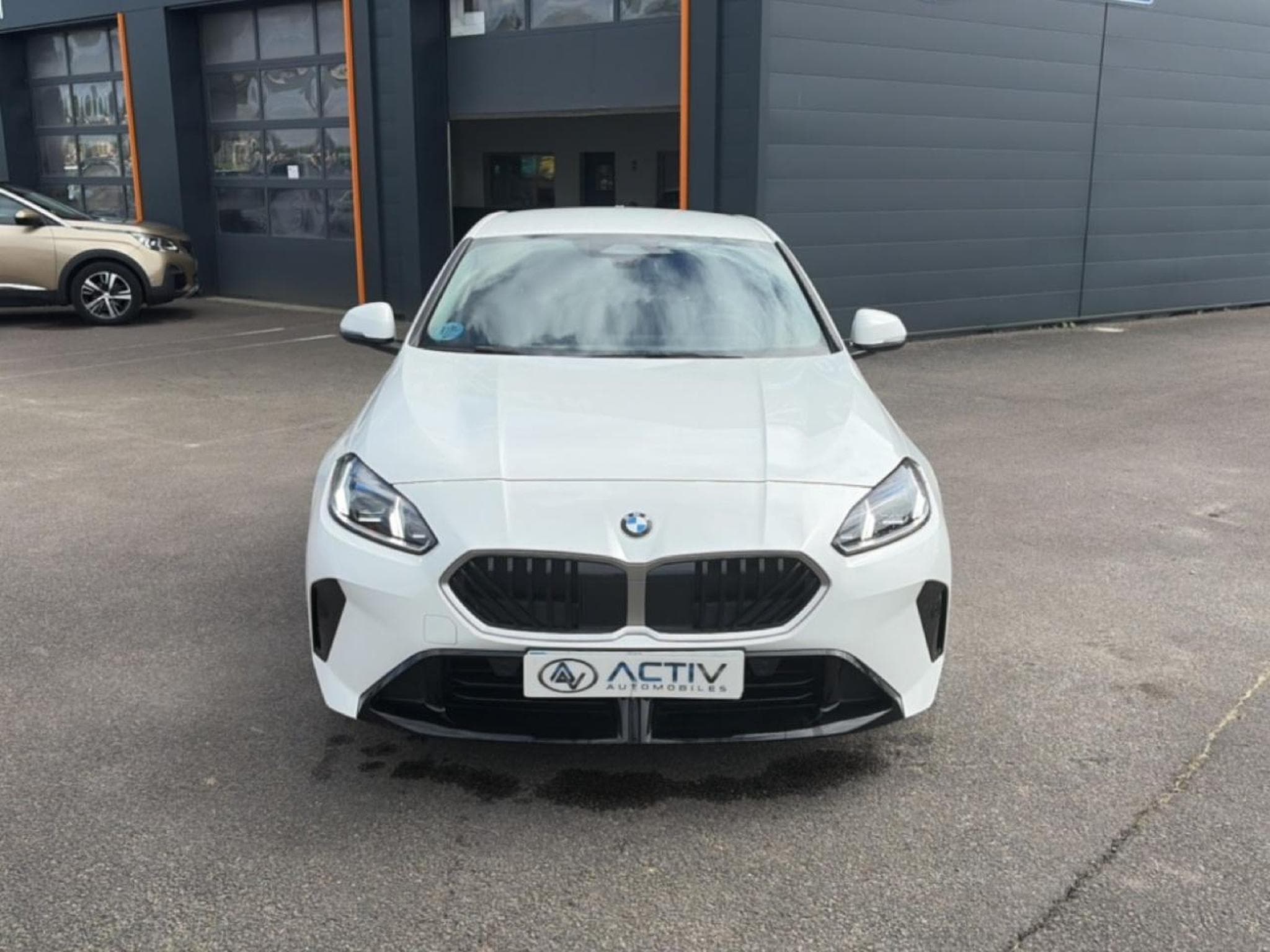 Bmw SERIE 1 (F70) 120DA 163 M SPORT DESIGN DKG7 (2025) - Photo 2