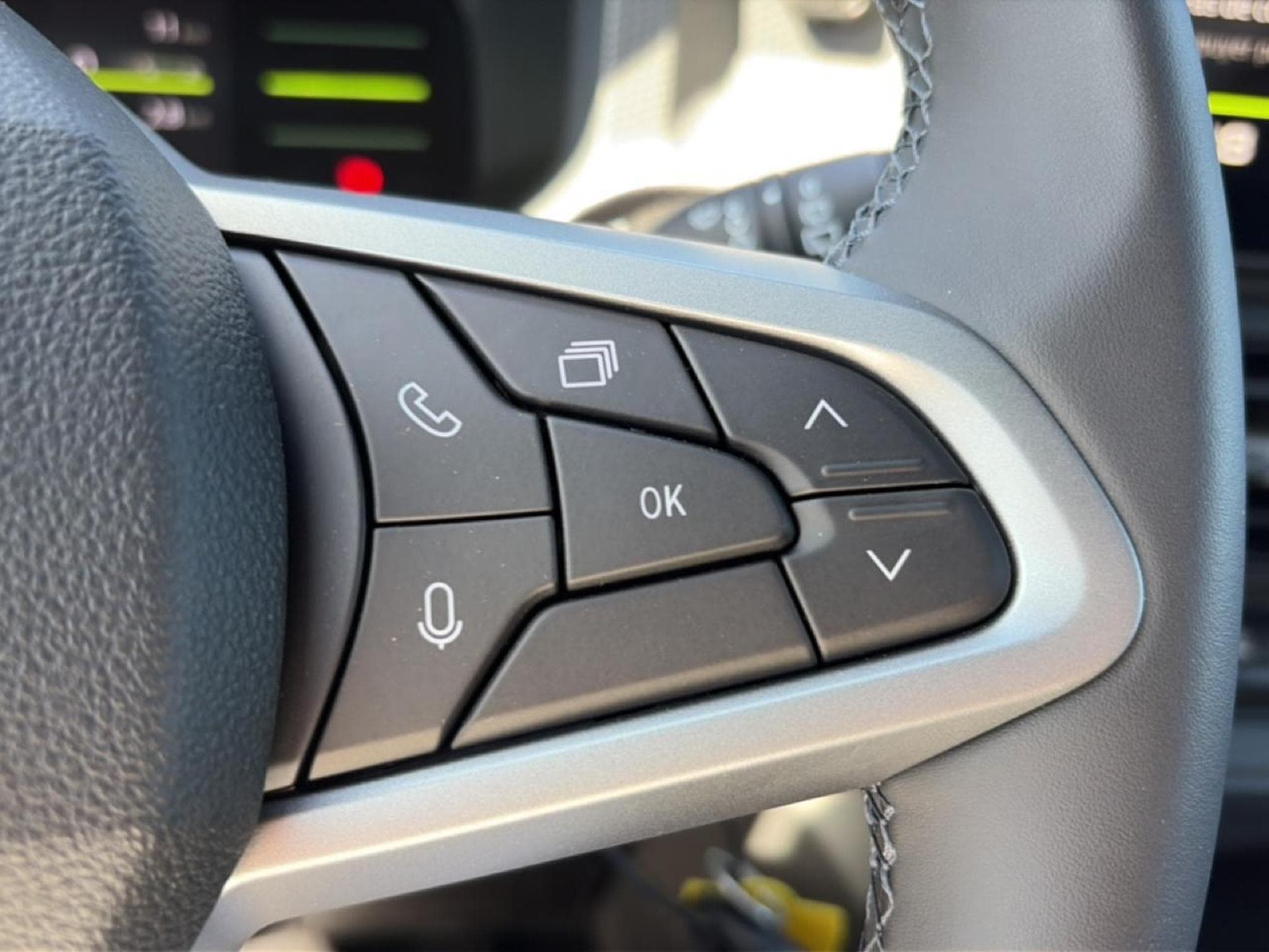 Dacia DUSTER 1.2 HYBRID-G 150 EXPRESSION 4X4 (2026) - Photo 19