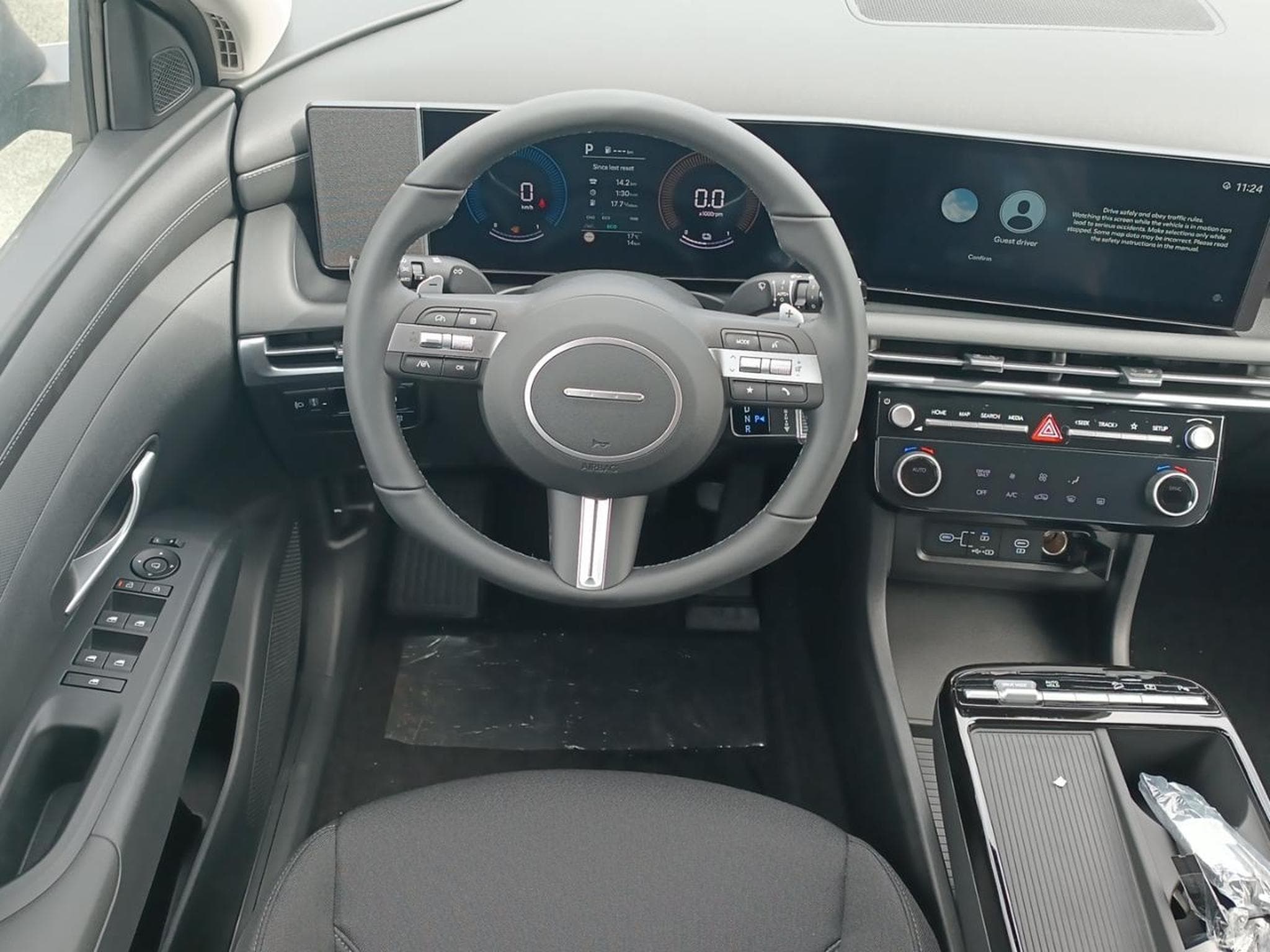 Hyundai TUCSON 1.6 T-GDI 239 HYBRID INTUITIVE (2026) - Photo 11