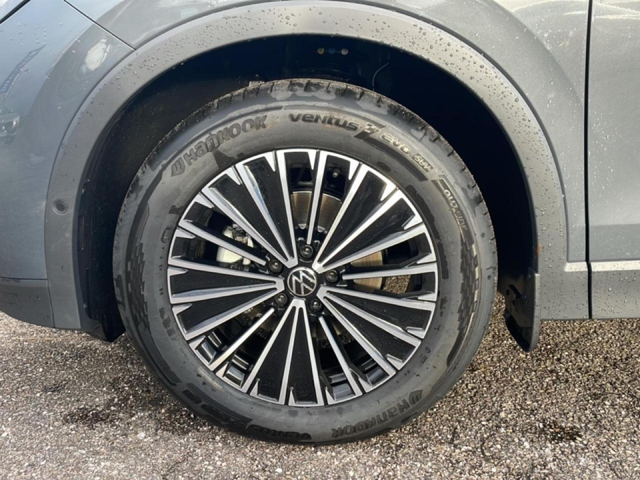 VW TIGUAN 1.5 ETSI 150 LIFE DSG7 (2025) - Photo 10