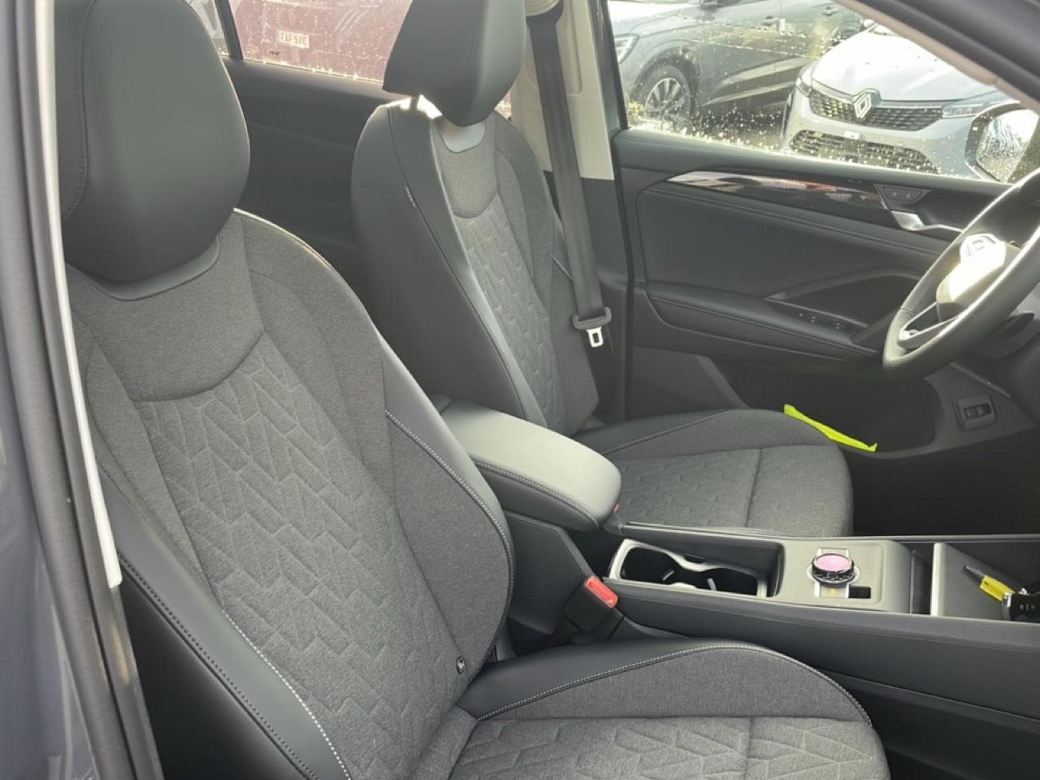 VW TIGUAN 1.5 ETSI 150 LIFE DSG7 (2025) - Photo 16
