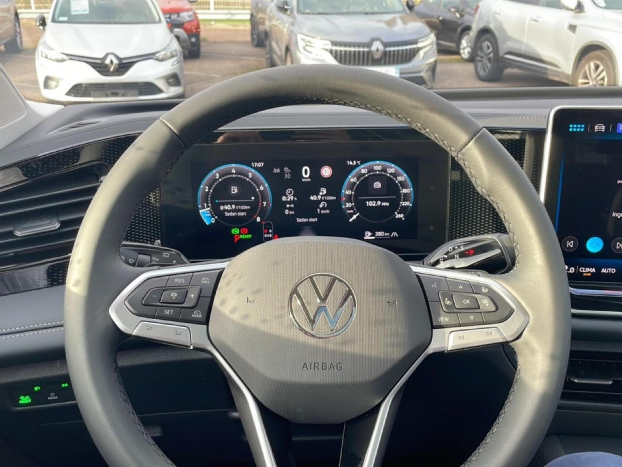 VW TIGUAN 1.5 ETSI 150 LIFE DSG7 (2025) - Photo 19