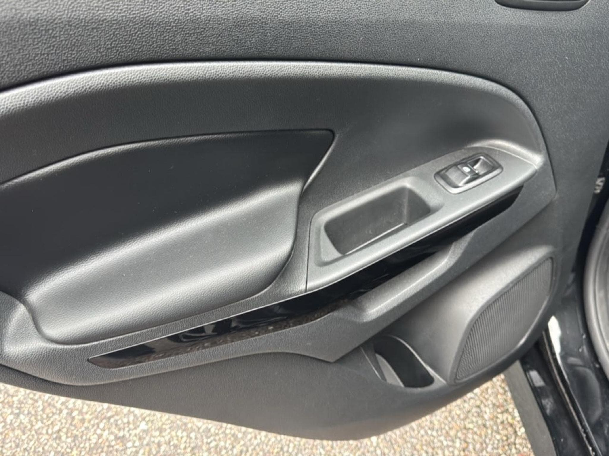 Ford ECOSPORT 1.0 ECOBOOST 125 ST-LINE (2019) - Photo 11