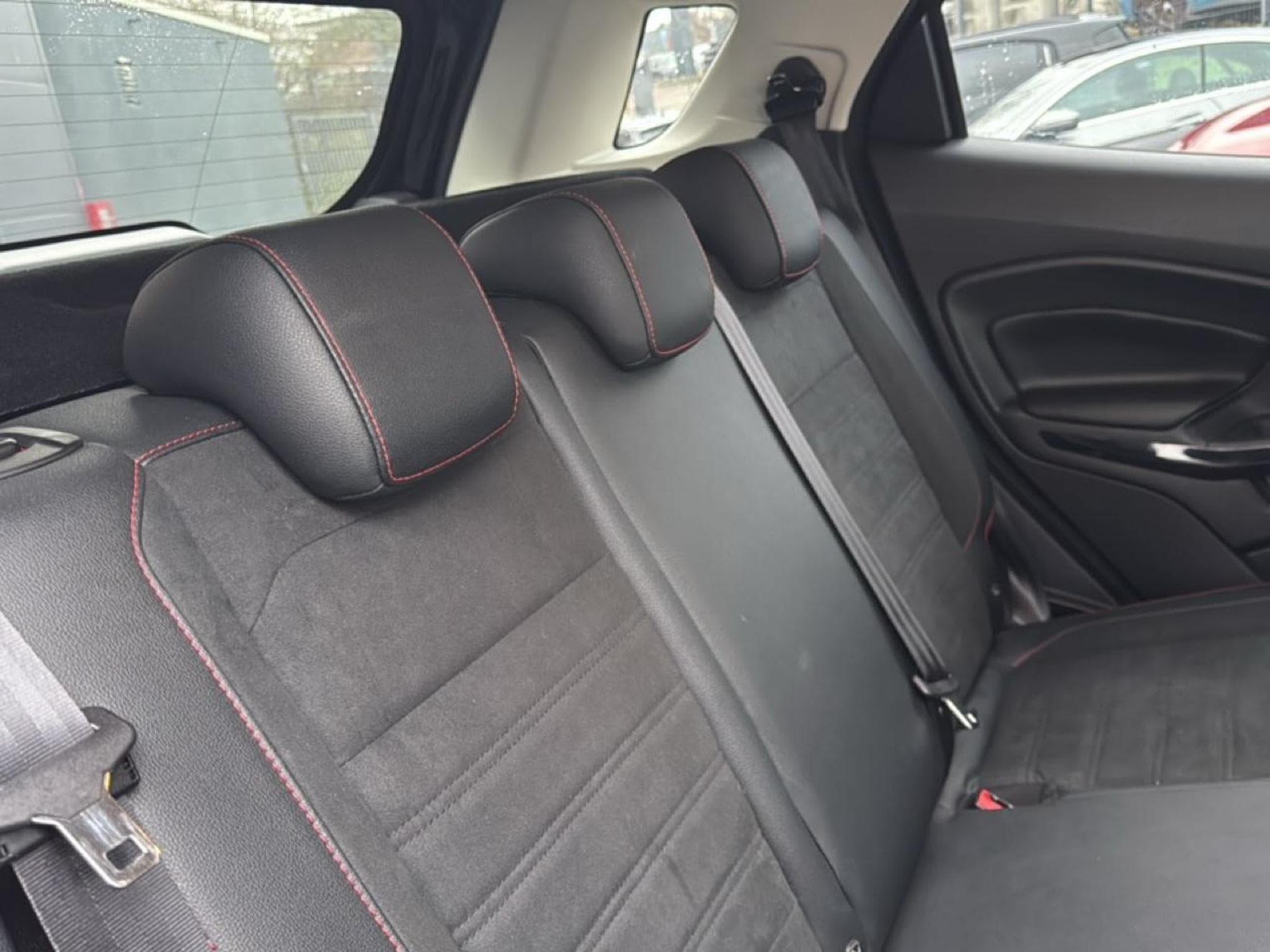 Ford ECOSPORT 1.0 ECOBOOST 125 ST-LINE (2019) - Photo 15