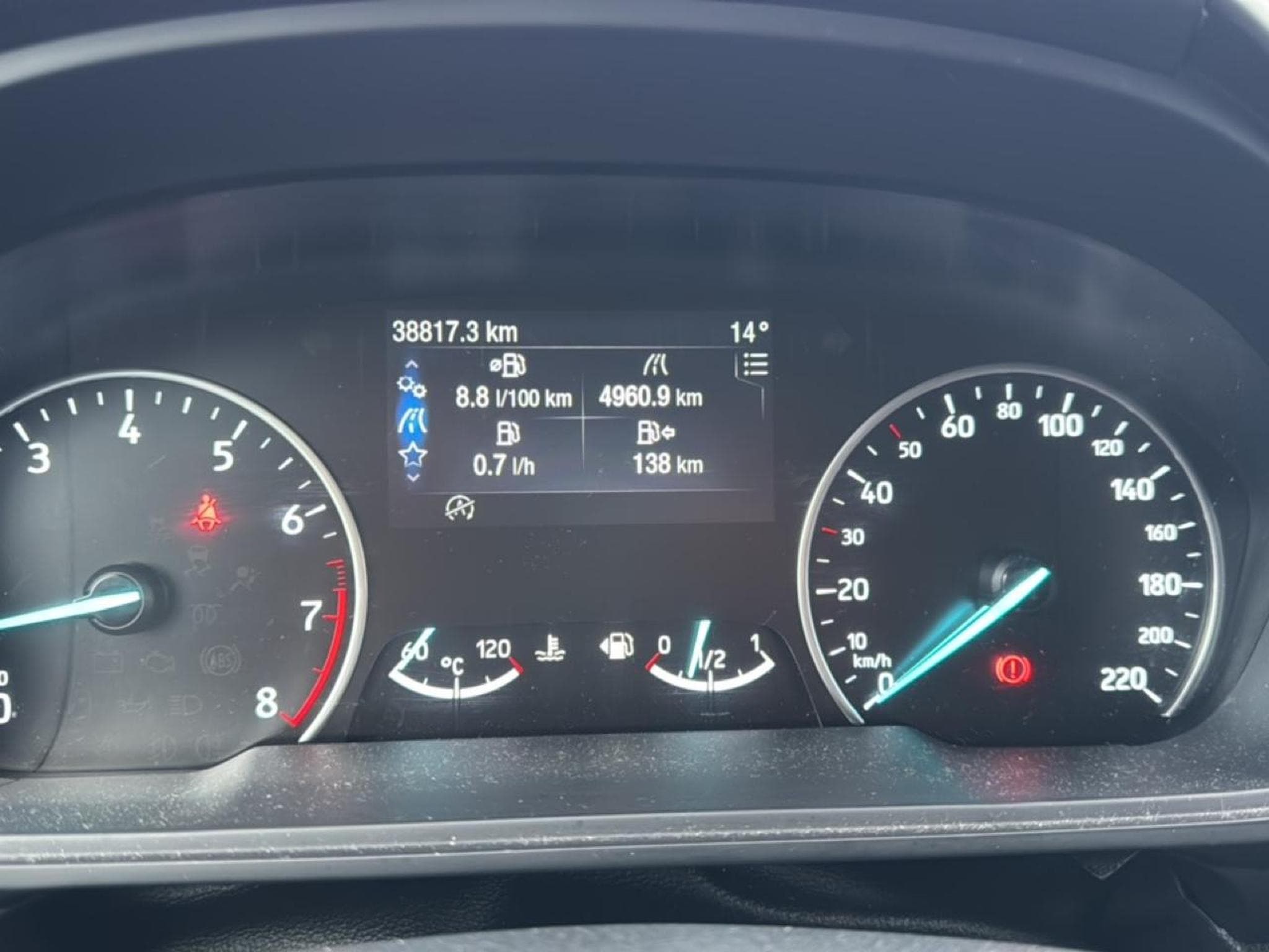 Ford ECOSPORT 1.0 ECOBOOST 125 ST-LINE (2019) - Photo 19