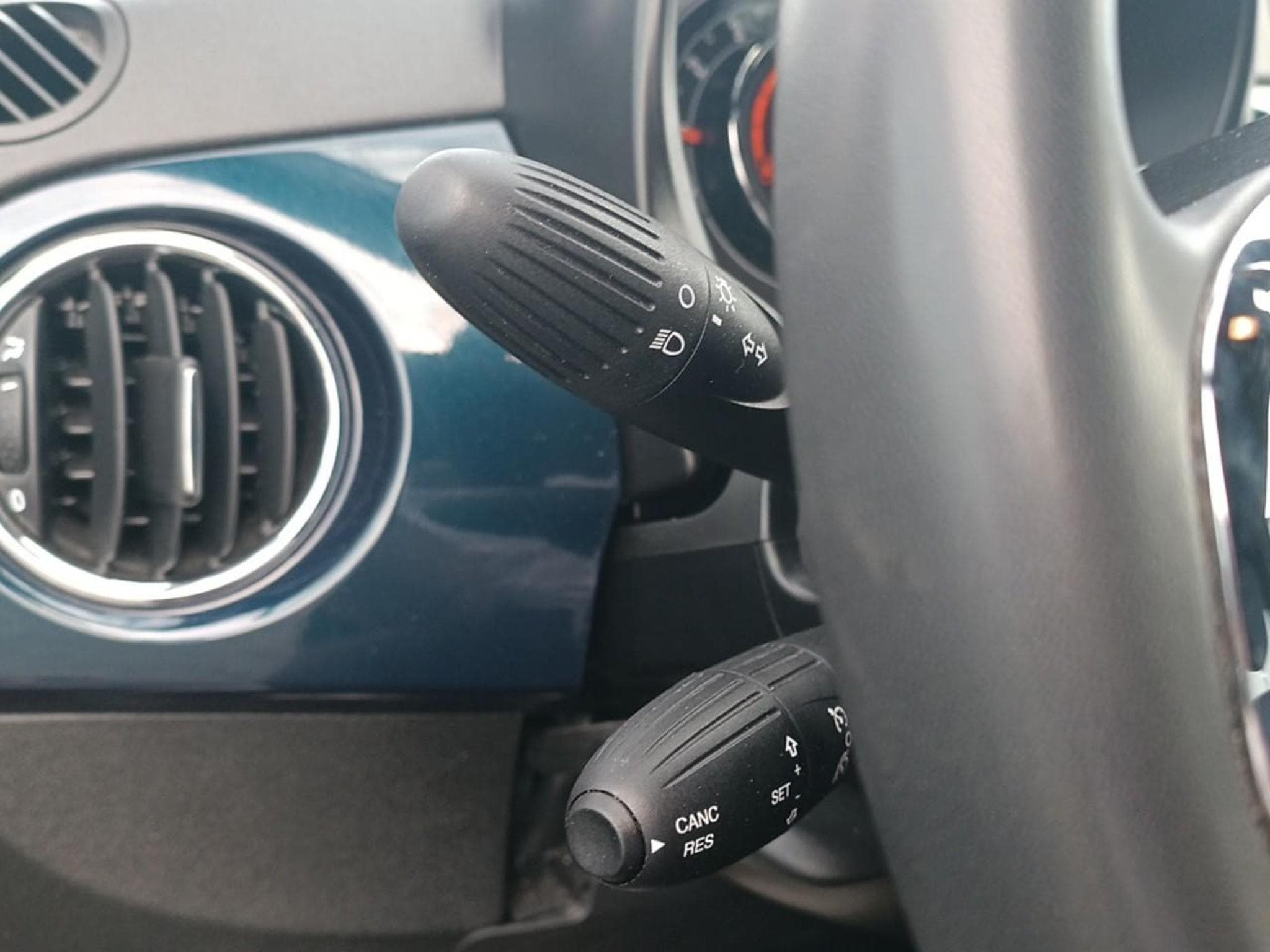Fiat 500 1.0 70 BSG CULT (2023) - Photo 13