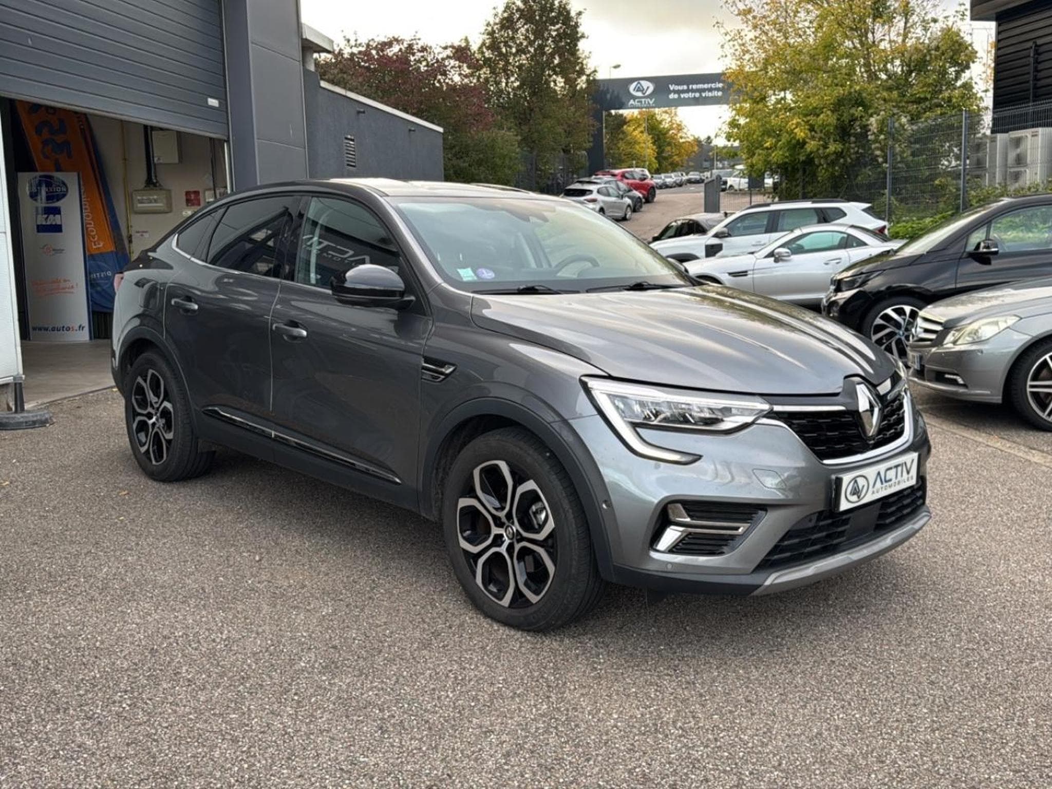 Renault ARKANA 1.6 E-TECH HYBRIDE 145 TECHNO (2022) - Photo 3