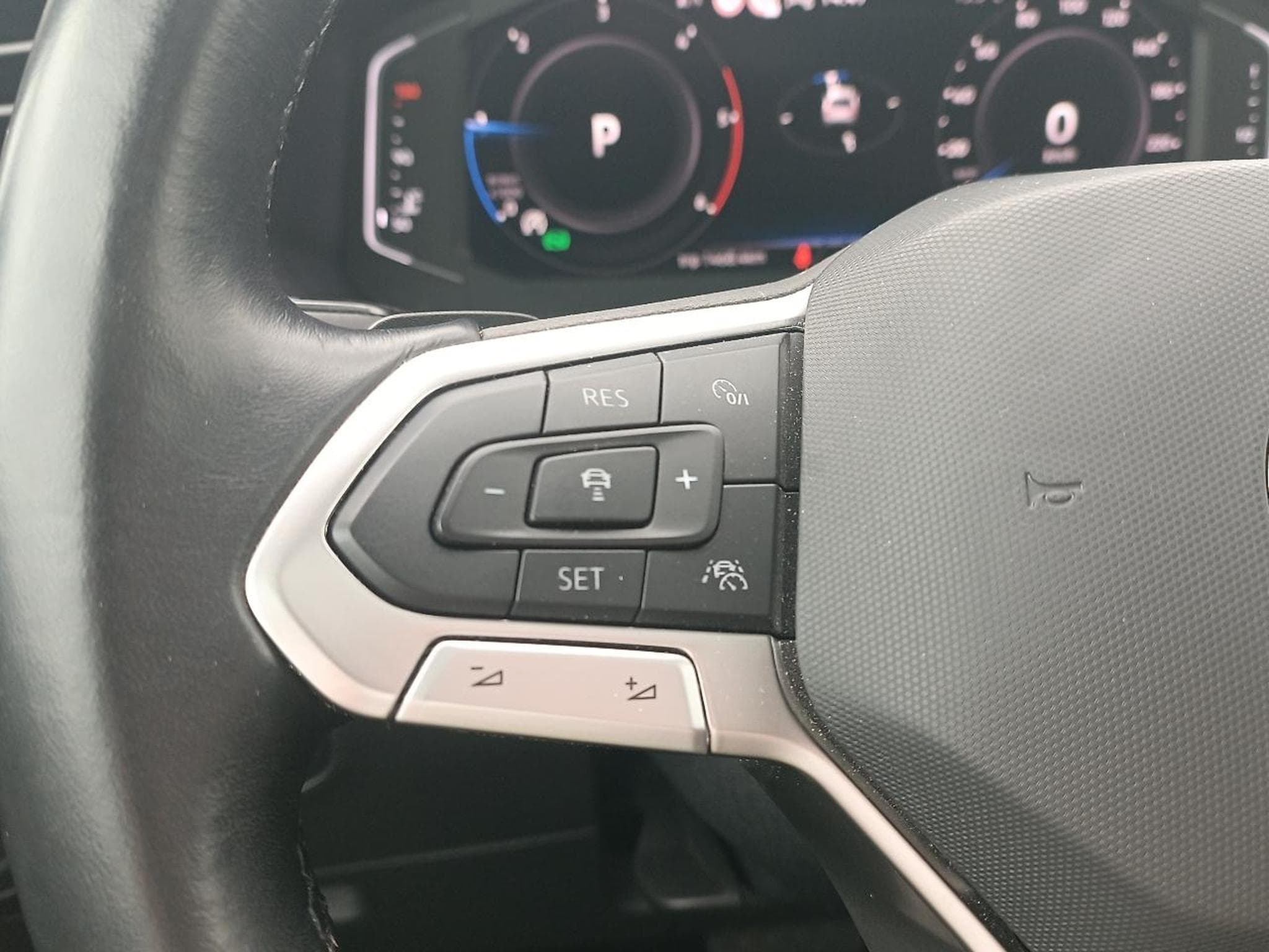 VW TIGUAN 2.0 TDI 150 ELEGANCE DSG7 (2021) - Photo 13