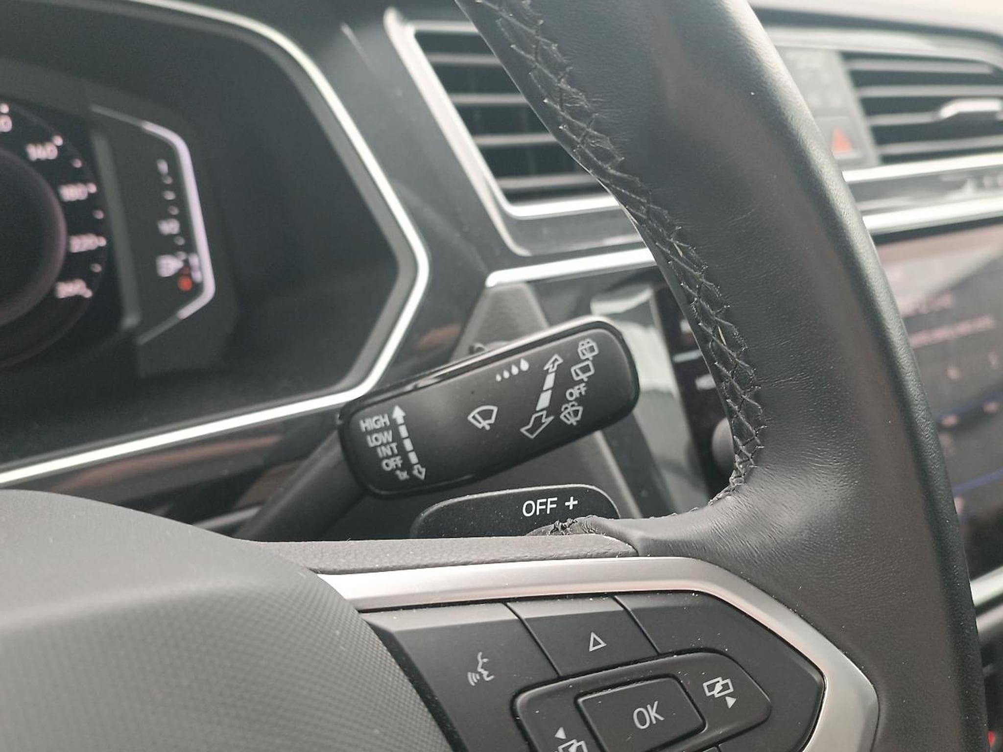 VW TIGUAN 2.0 TDI 150 ELEGANCE DSG7 (2021) - Photo 16