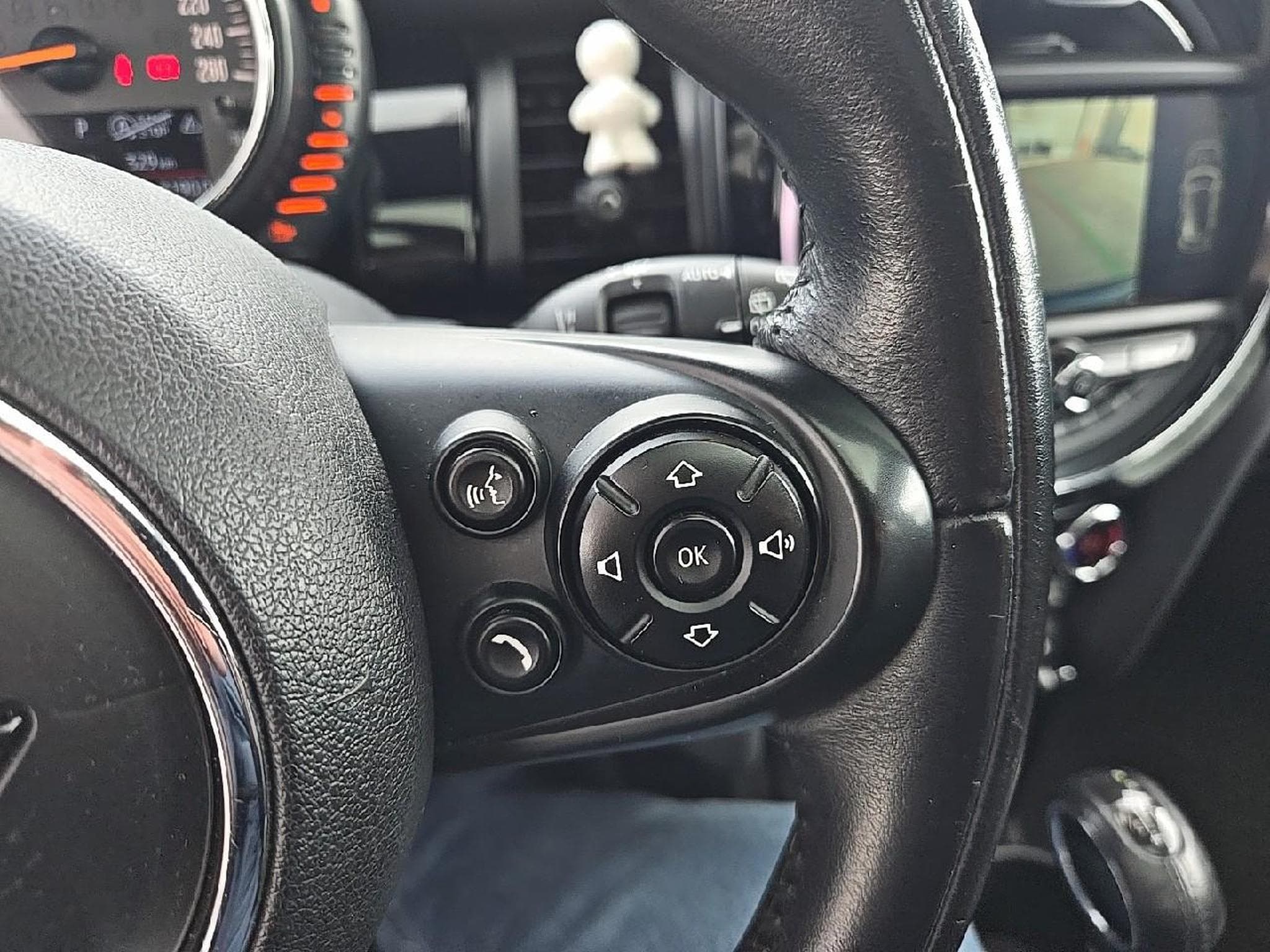 Mini Cooper COOPER S 192 PACK RED HOT CHILI BVA (2015) - Photo 20