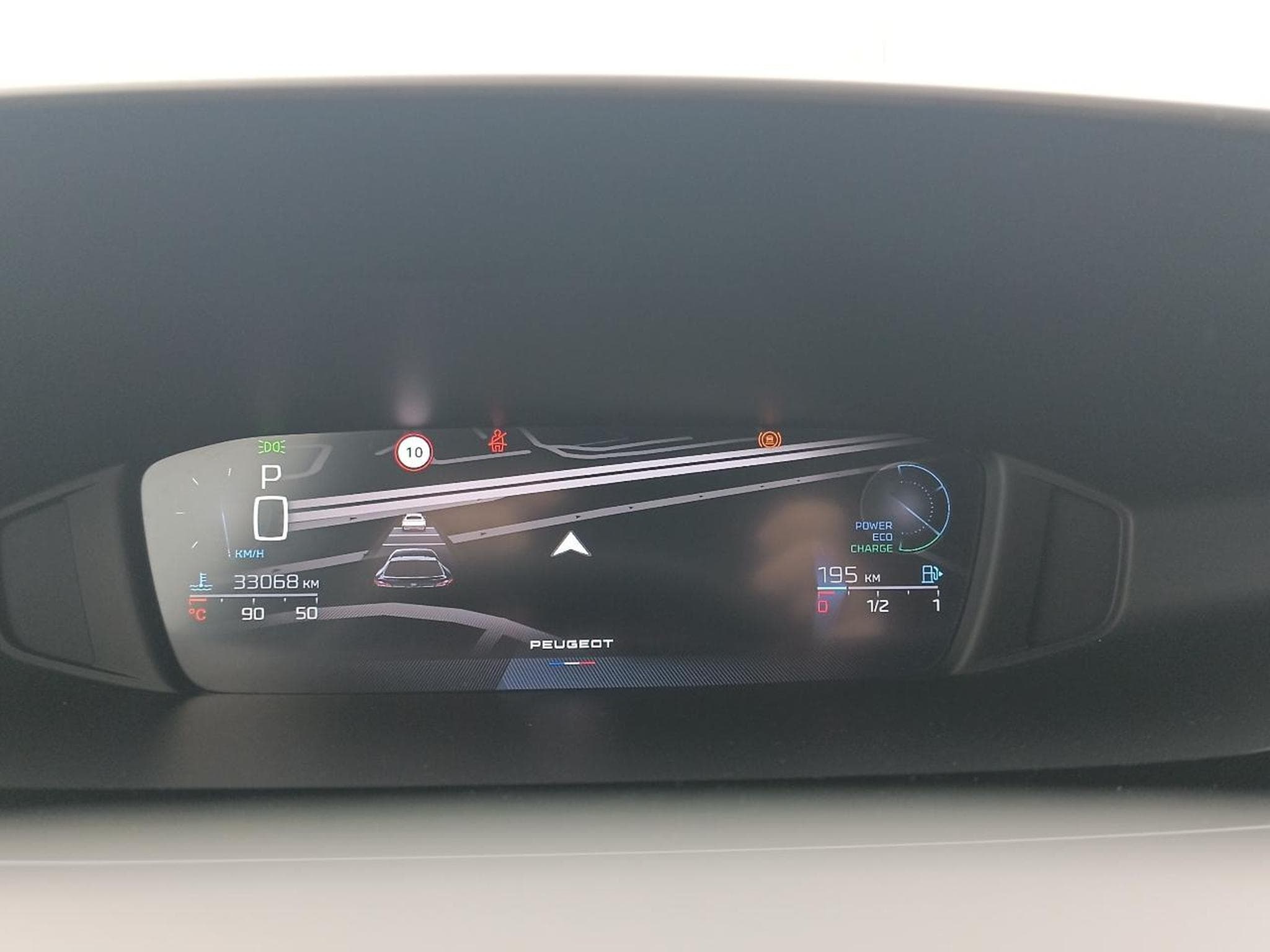 Peugeot 408 HYBRID 145 ALLURE E-DCS6 (2024) - Photo 16