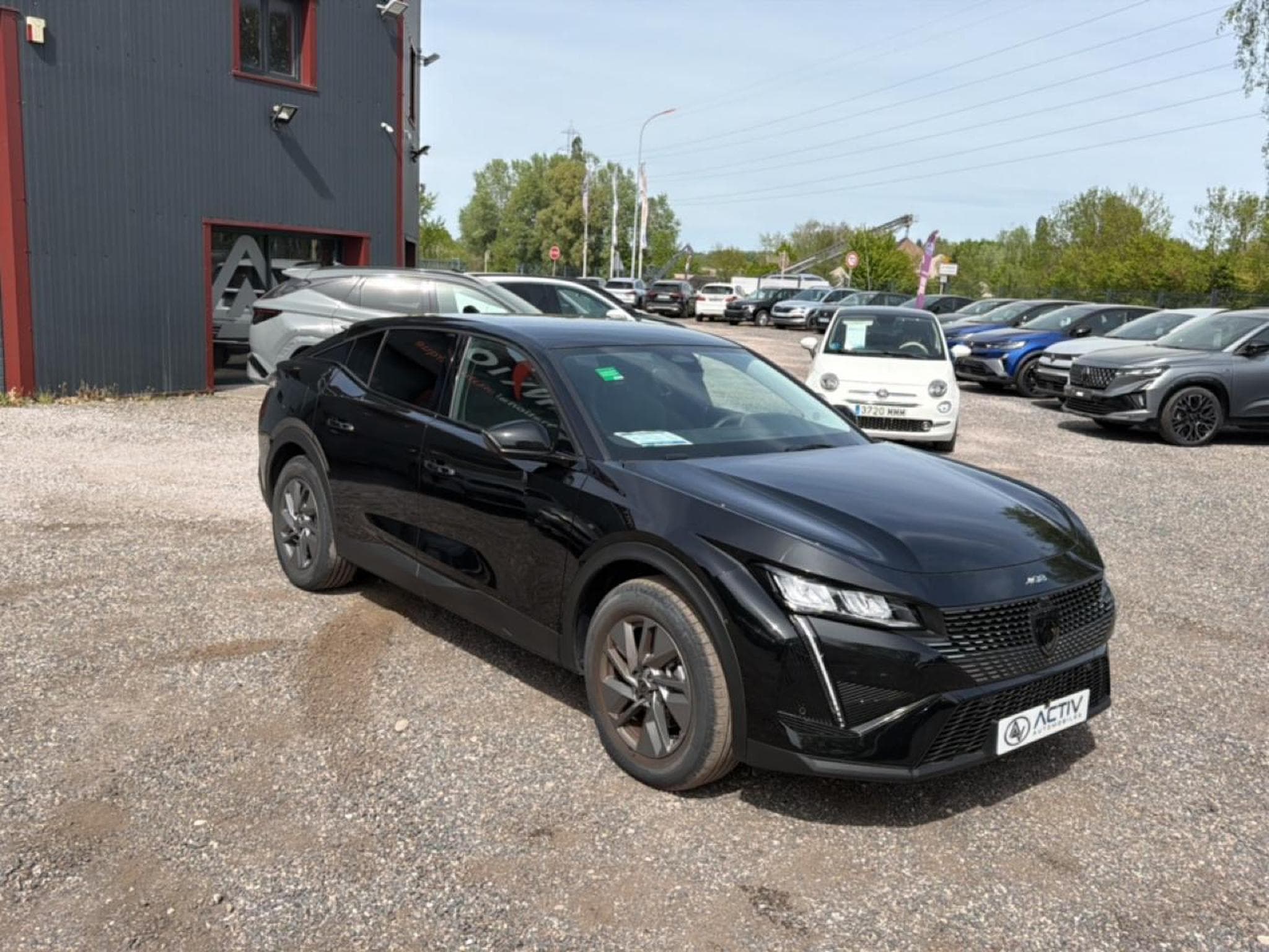 Peugeot 408 HYBRID 136 ALLURE E-DCS6 (2024) - Photo 3