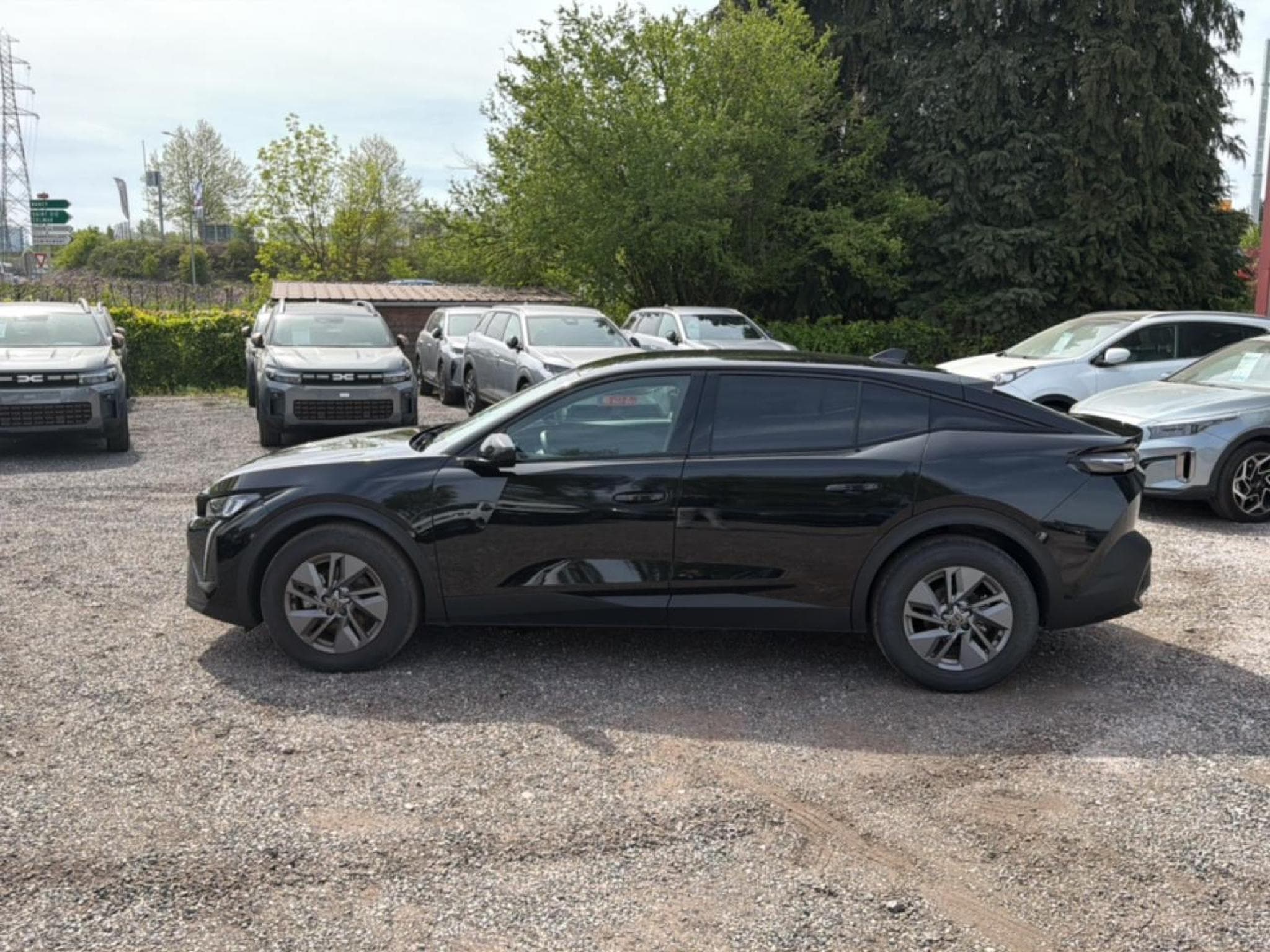 Peugeot 408 HYBRID 136 ALLURE E-DCS6 (2024) - Photo 8