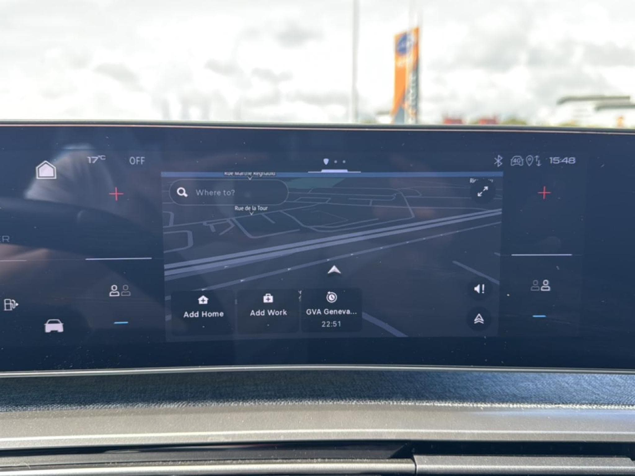 Peugeot 5008 HYBRID 145 ALLURE E-DCS6 (2025) - Photo 16